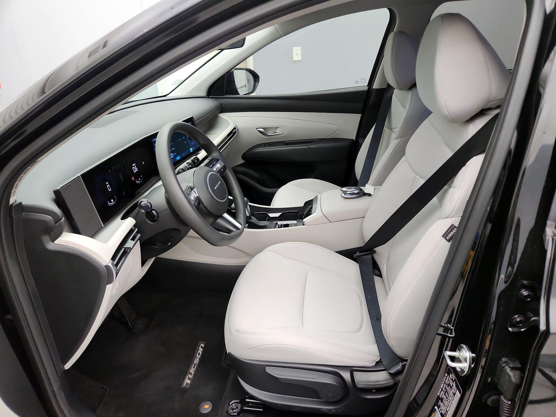 Thumbnail: 2025 Hyundai Tucson - 11