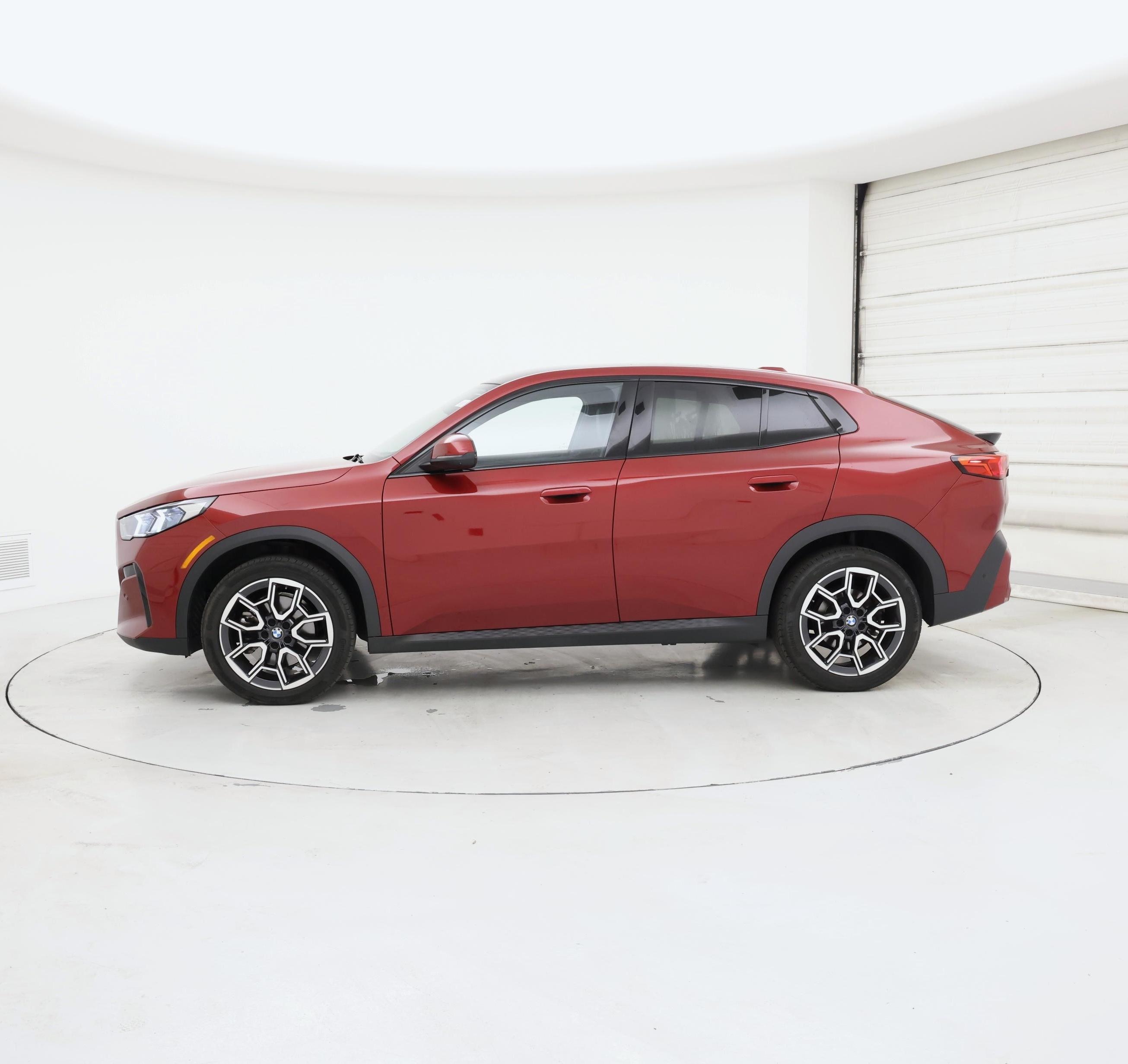 Thumbnail: 2025 BMW X2 - 3