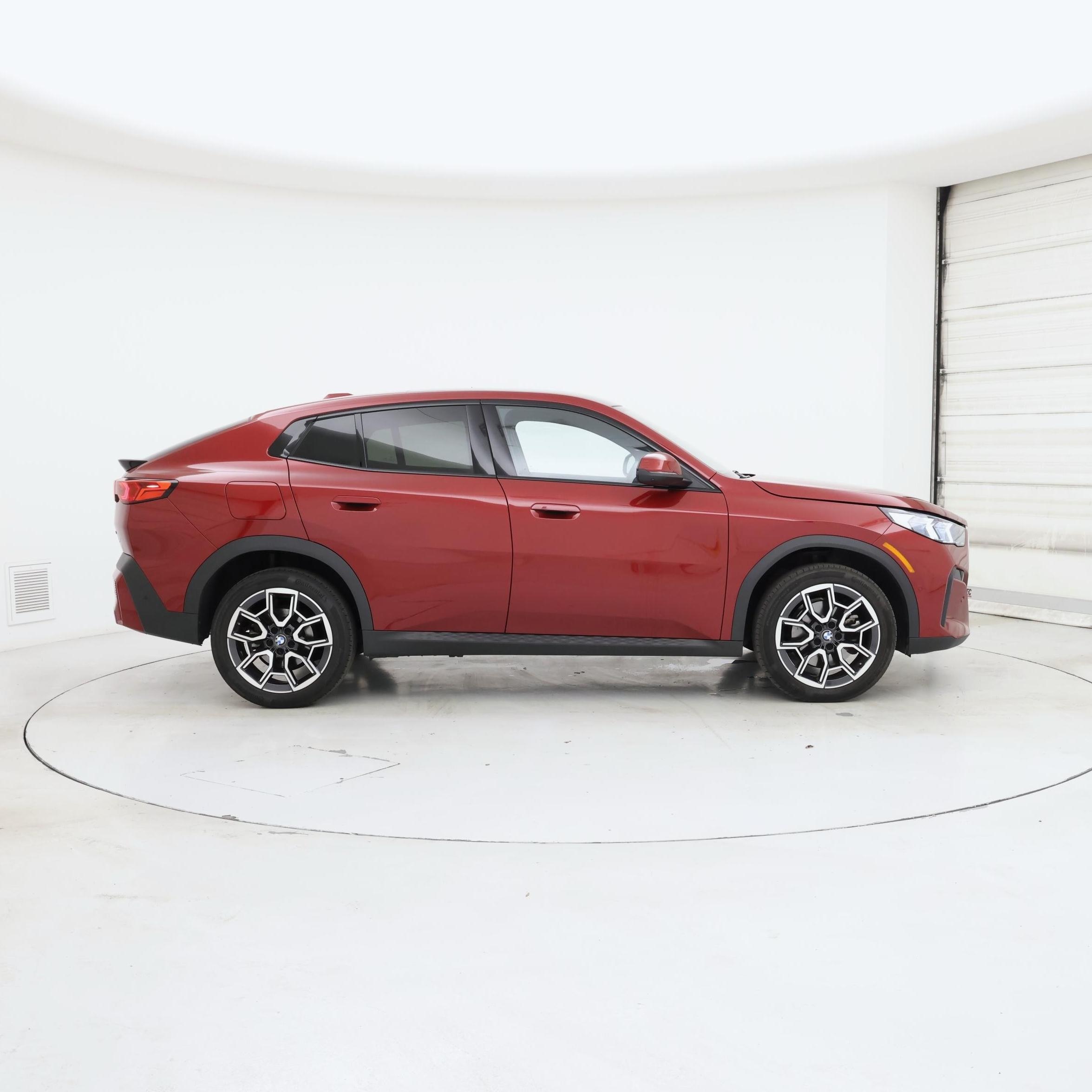 Thumbnail: 2025 BMW X2 - 7