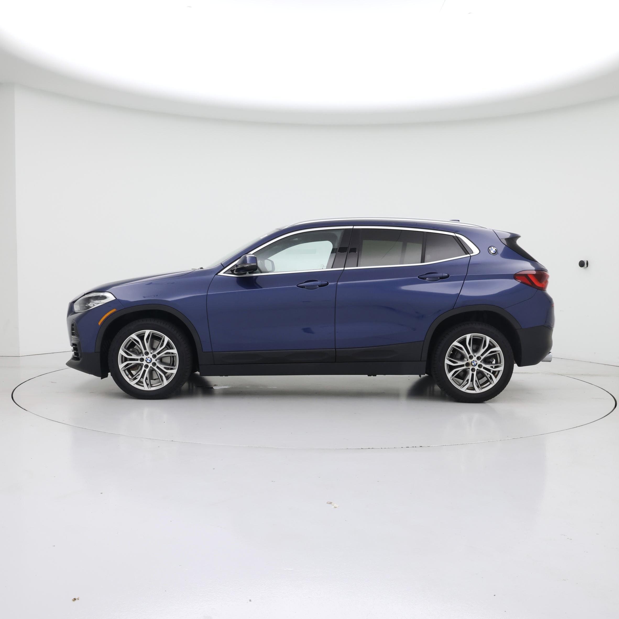 Thumbnail: 2021 BMW X2 - 3