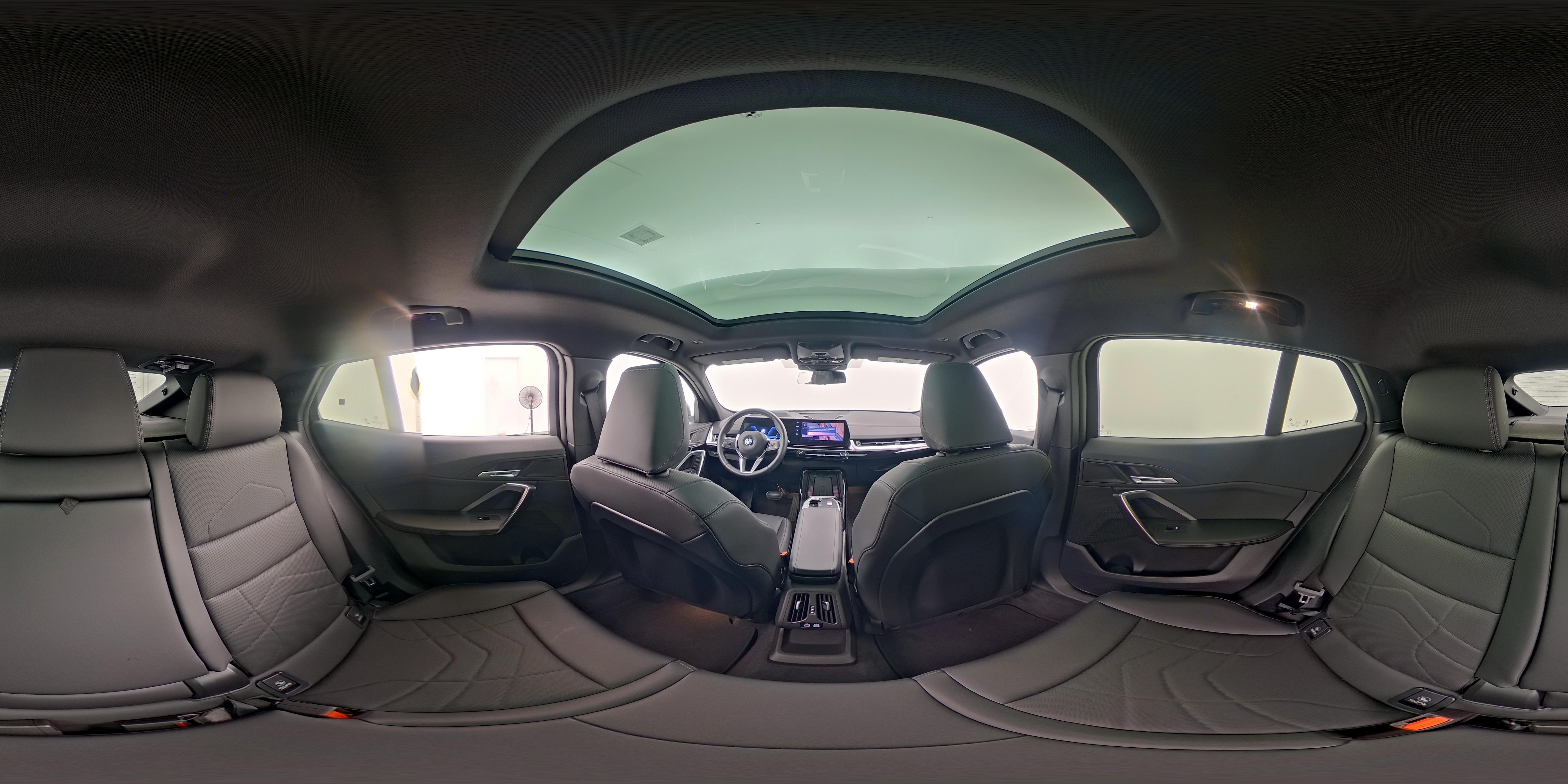 2025 BMW X2 28i - Photo 27