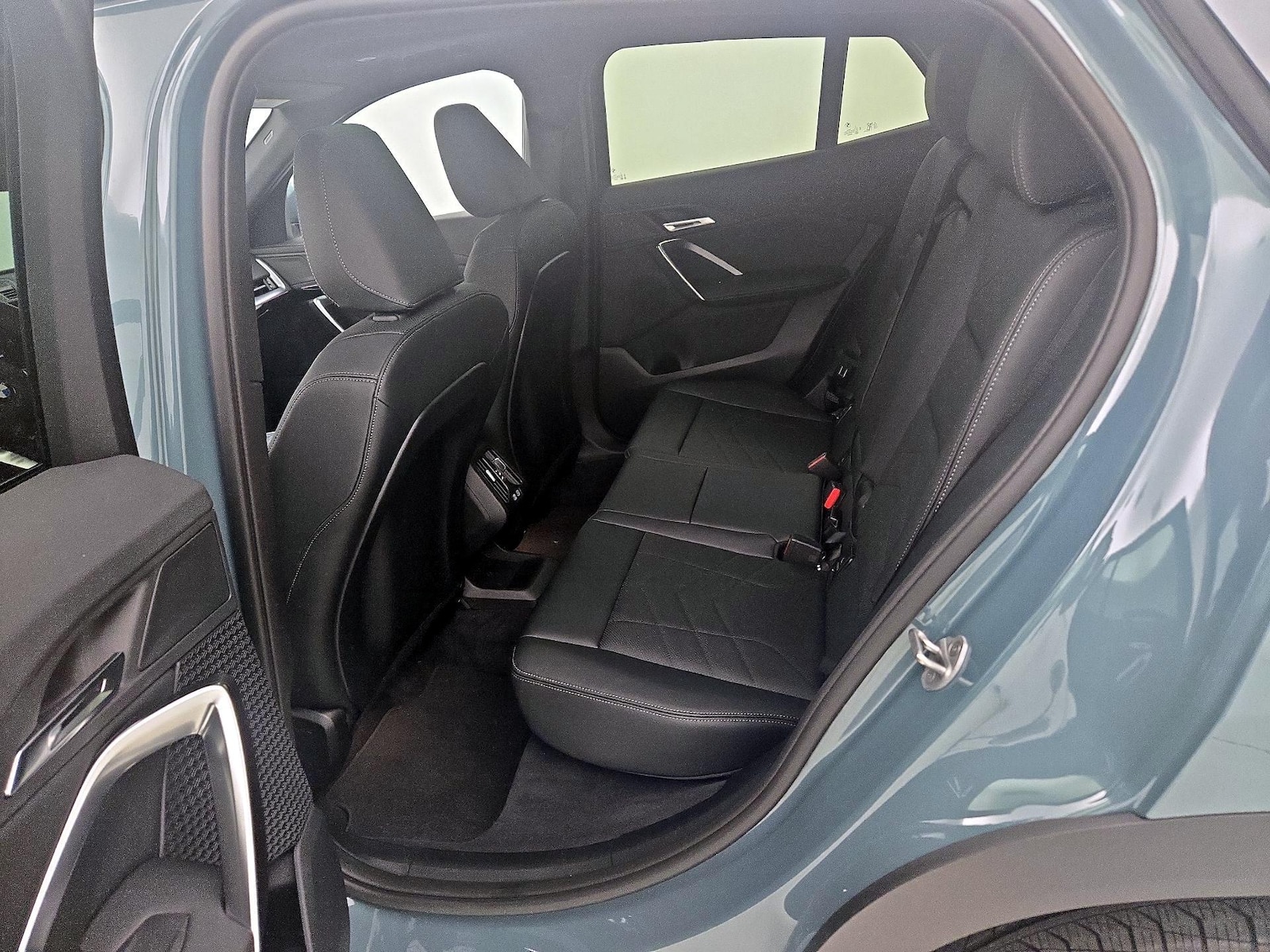 2025 BMW X2 28i - Photo 21