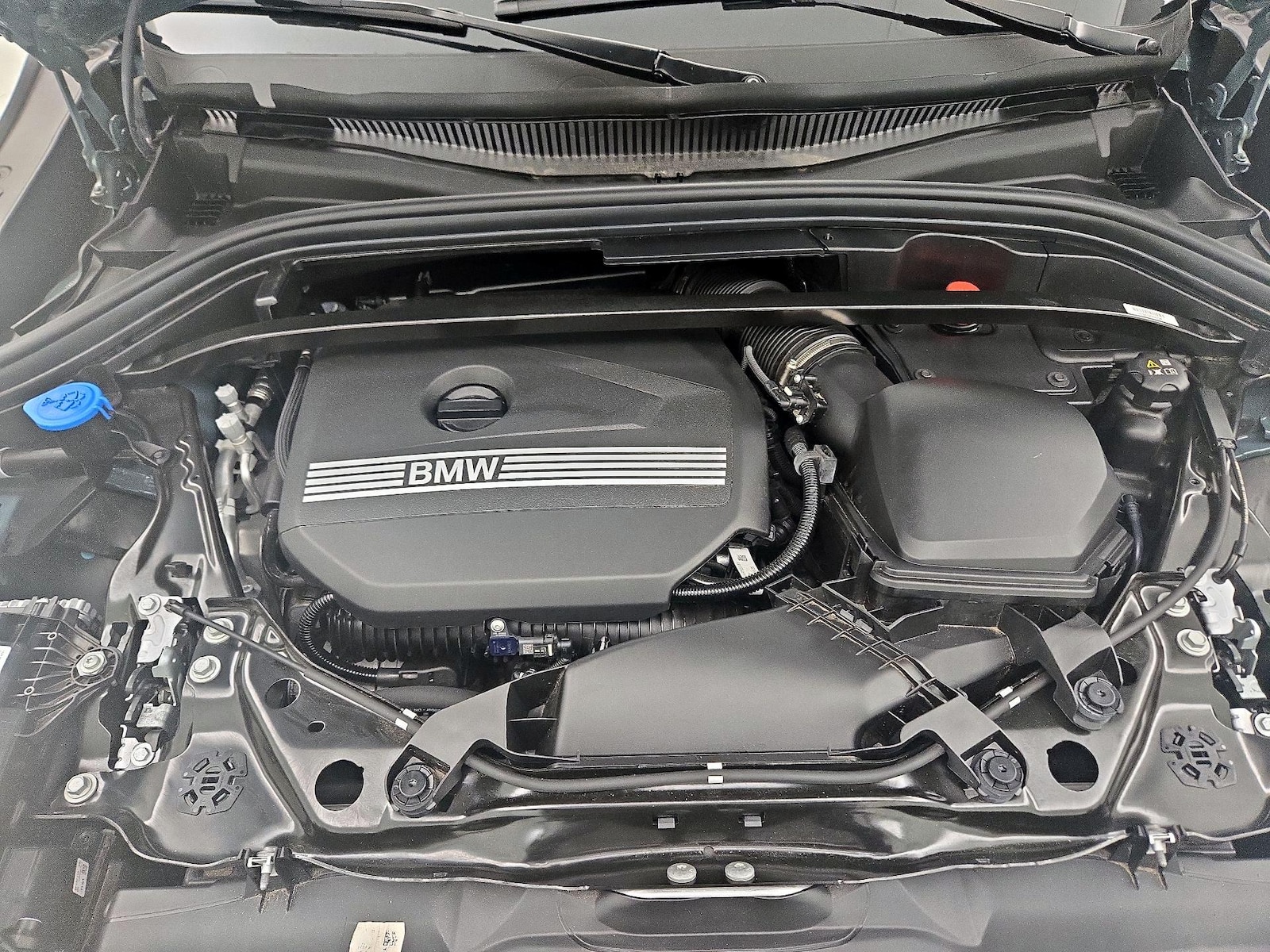 2025 BMW X2 28i - Photo 24