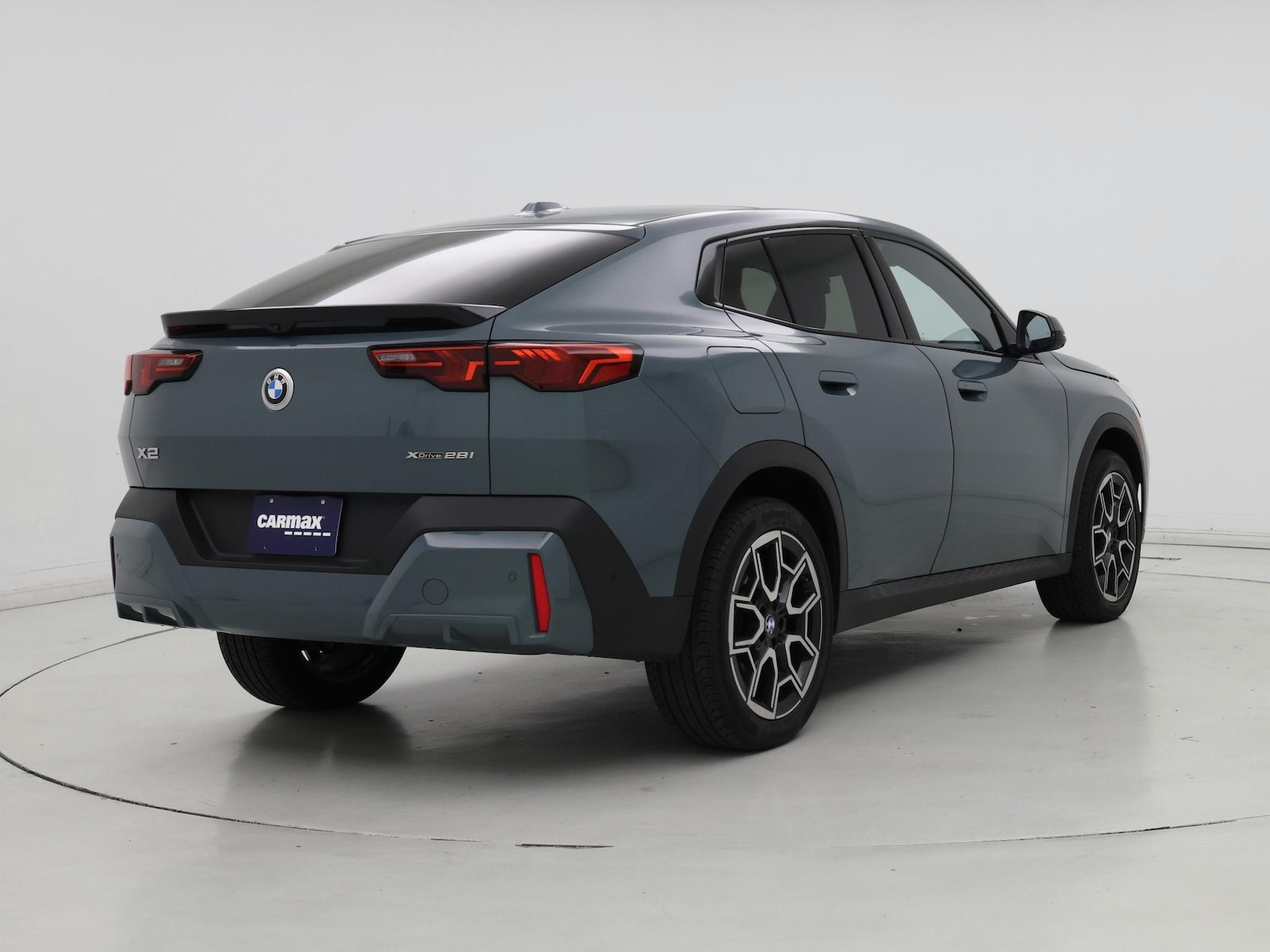 2025 BMW X2 28i - Photo 9