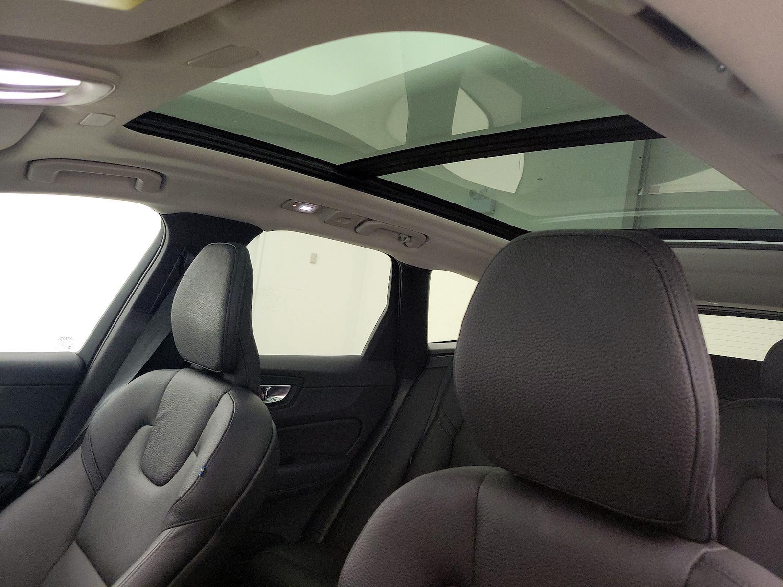 2024 Volvo XC60 Plus - Photo 21