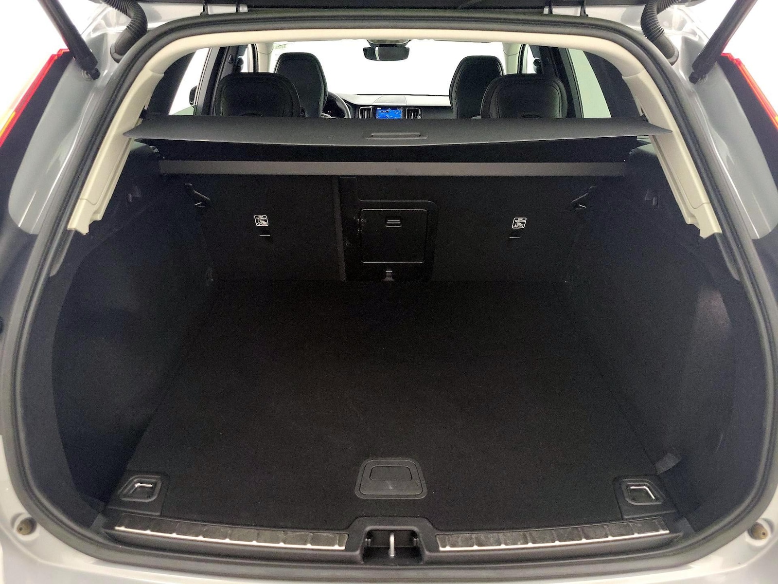 2024 Volvo XC60 Plus - Photo 23