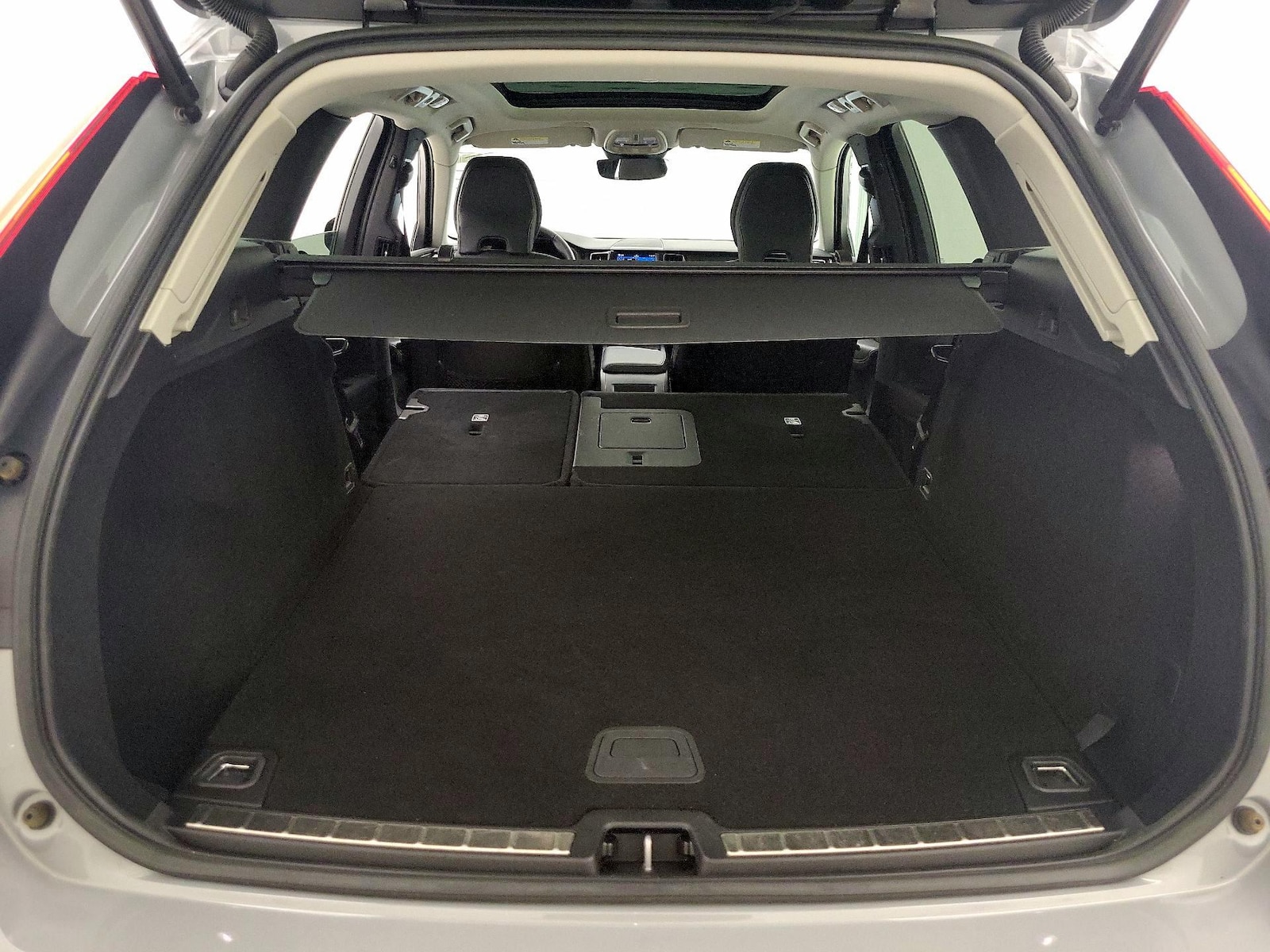 2024 Volvo XC60 Plus - Photo 24