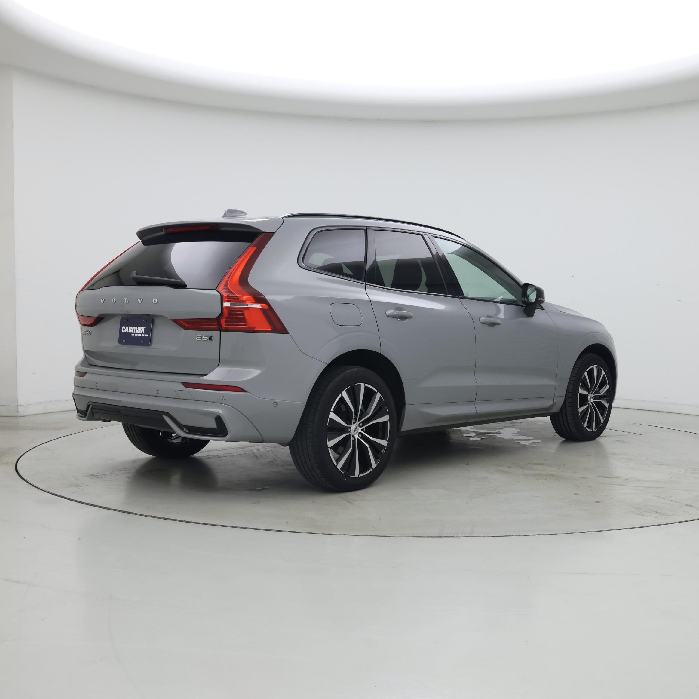 Thumbnail: 2024 Volvo XC60 - 8