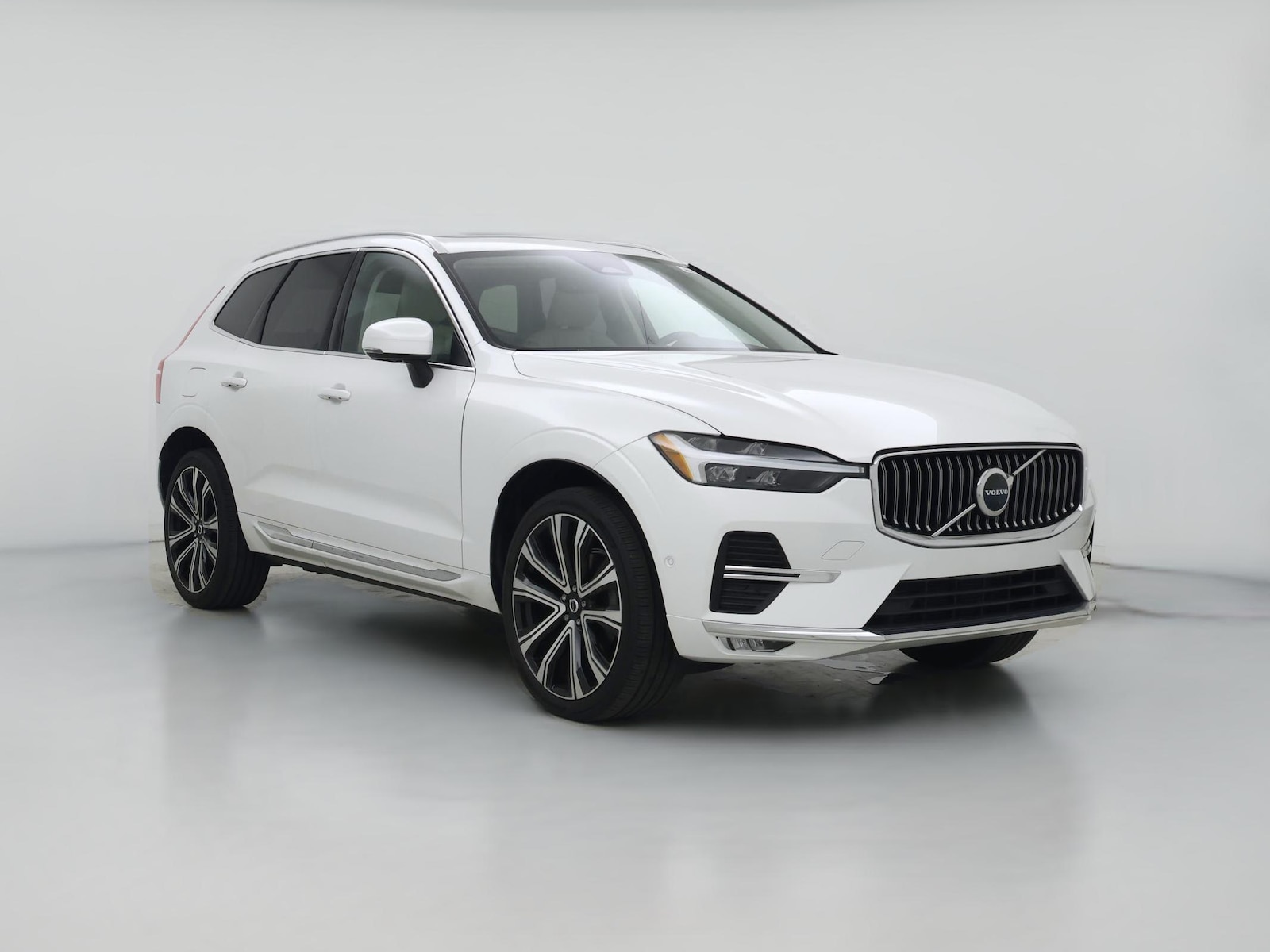 2023 Volvo XC60 Ultimate - Photo 1