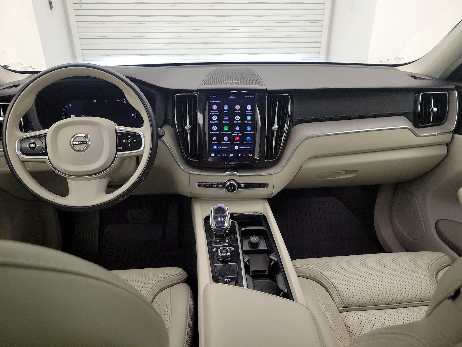 2023 Volvo XC60 Ultimate - Photo 10