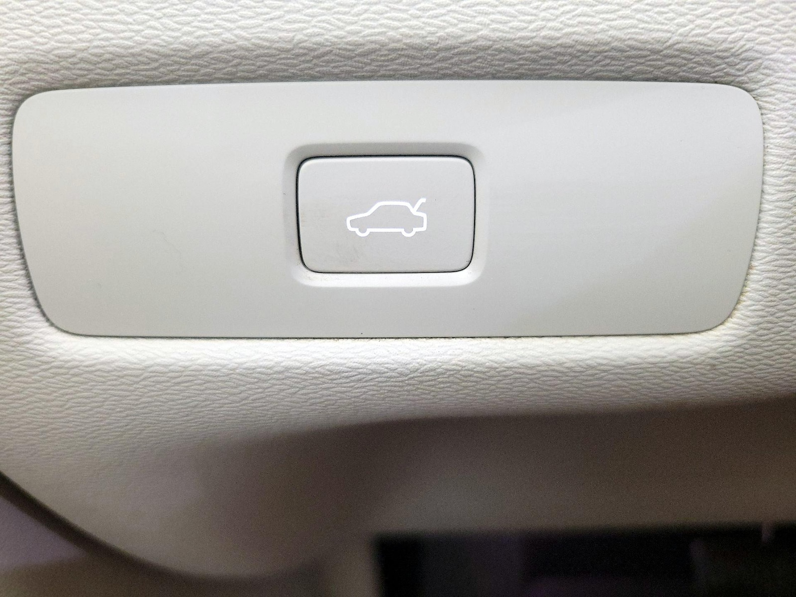 2023 Volvo XC60 Ultimate - Photo 14