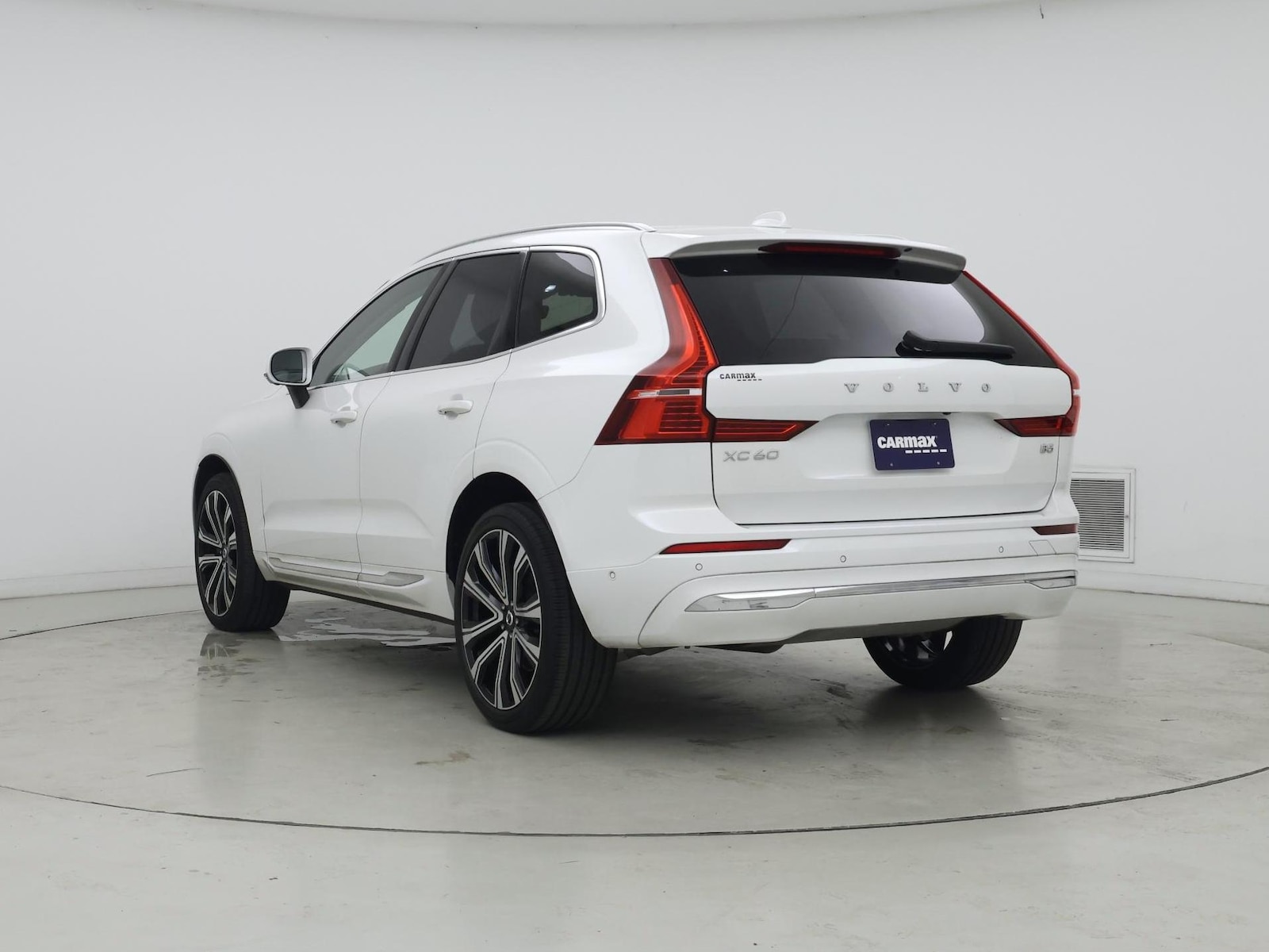 2023 Volvo XC60 Ultimate - Photo 3