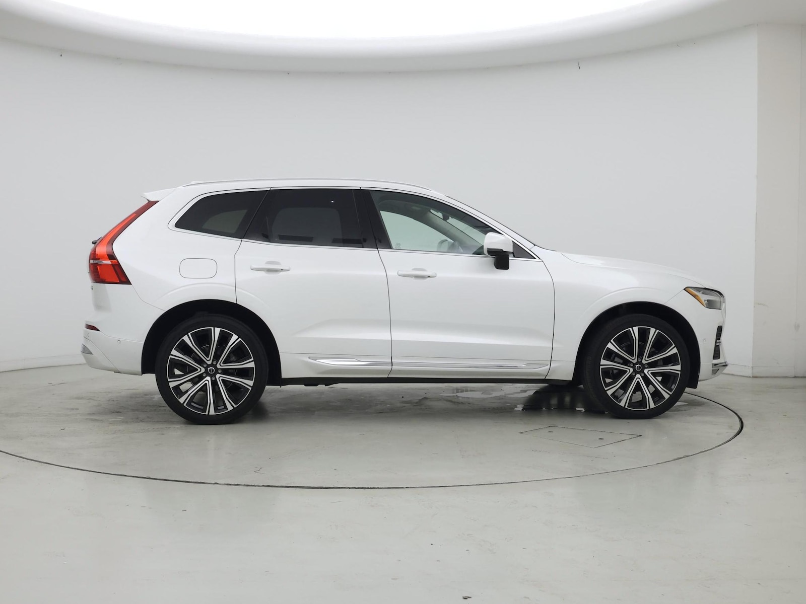 2023 Volvo XC60 Ultimate - Photo 8