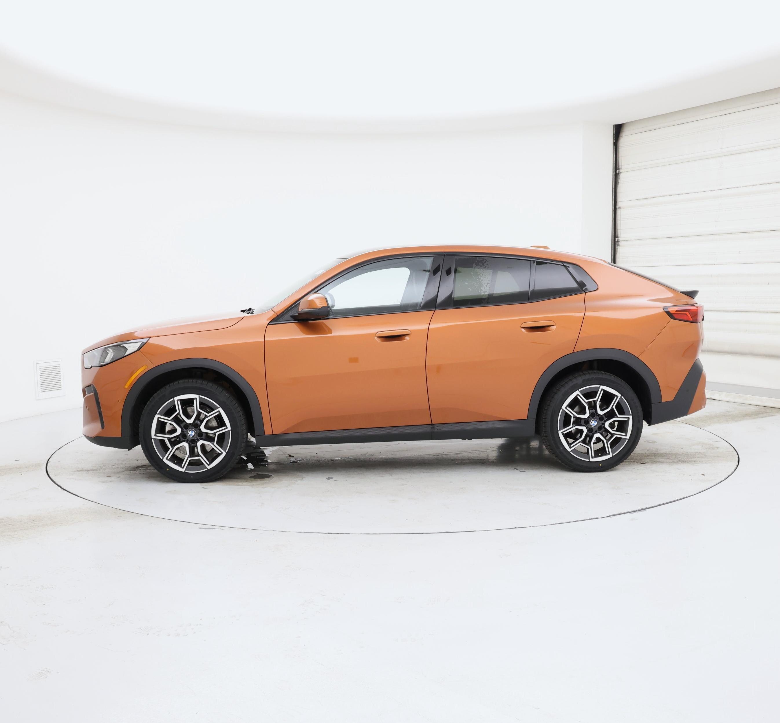 Thumbnail: 2025 BMW X2 - 3