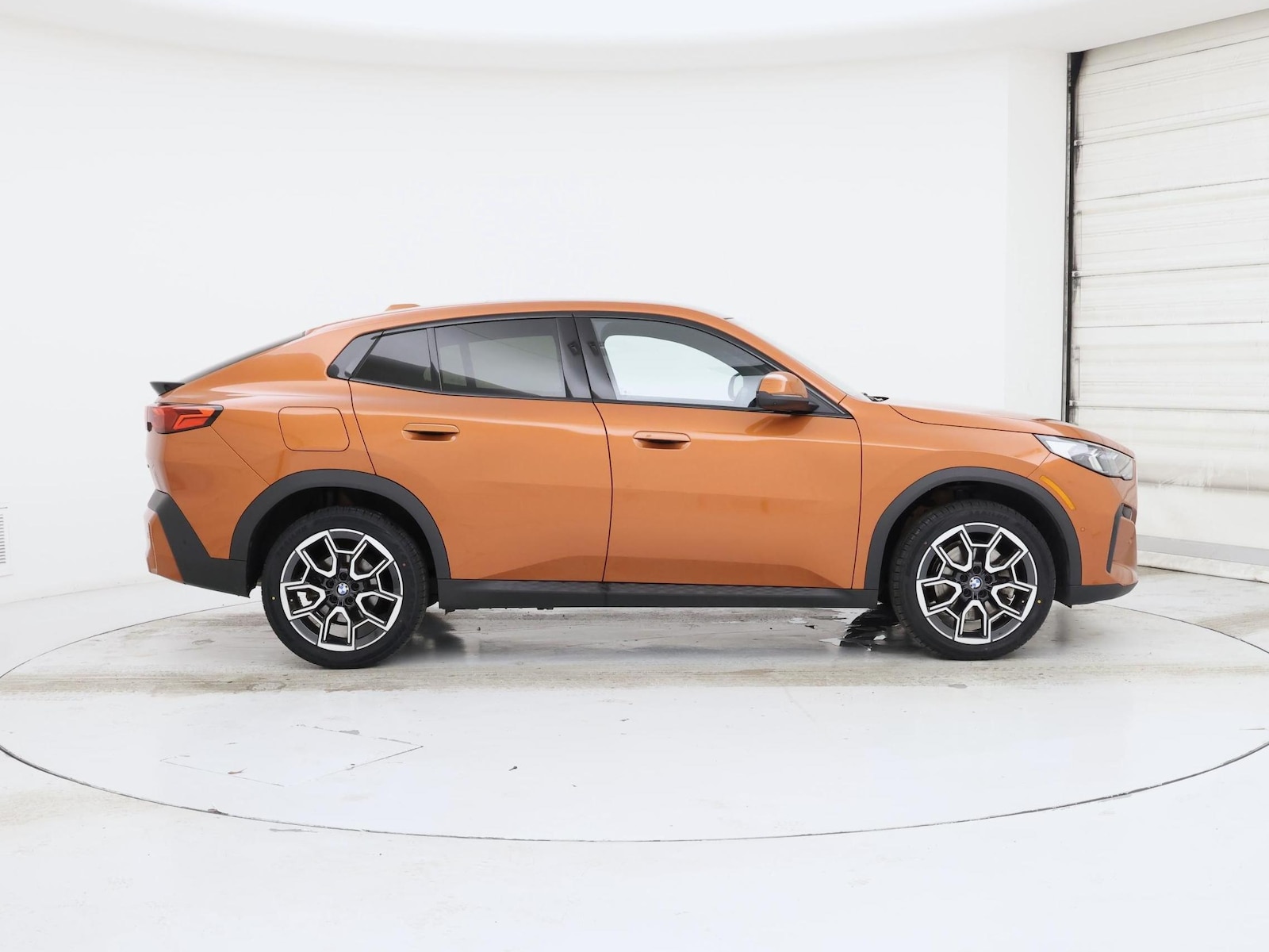 2025 BMW X2 28i - Photo 8