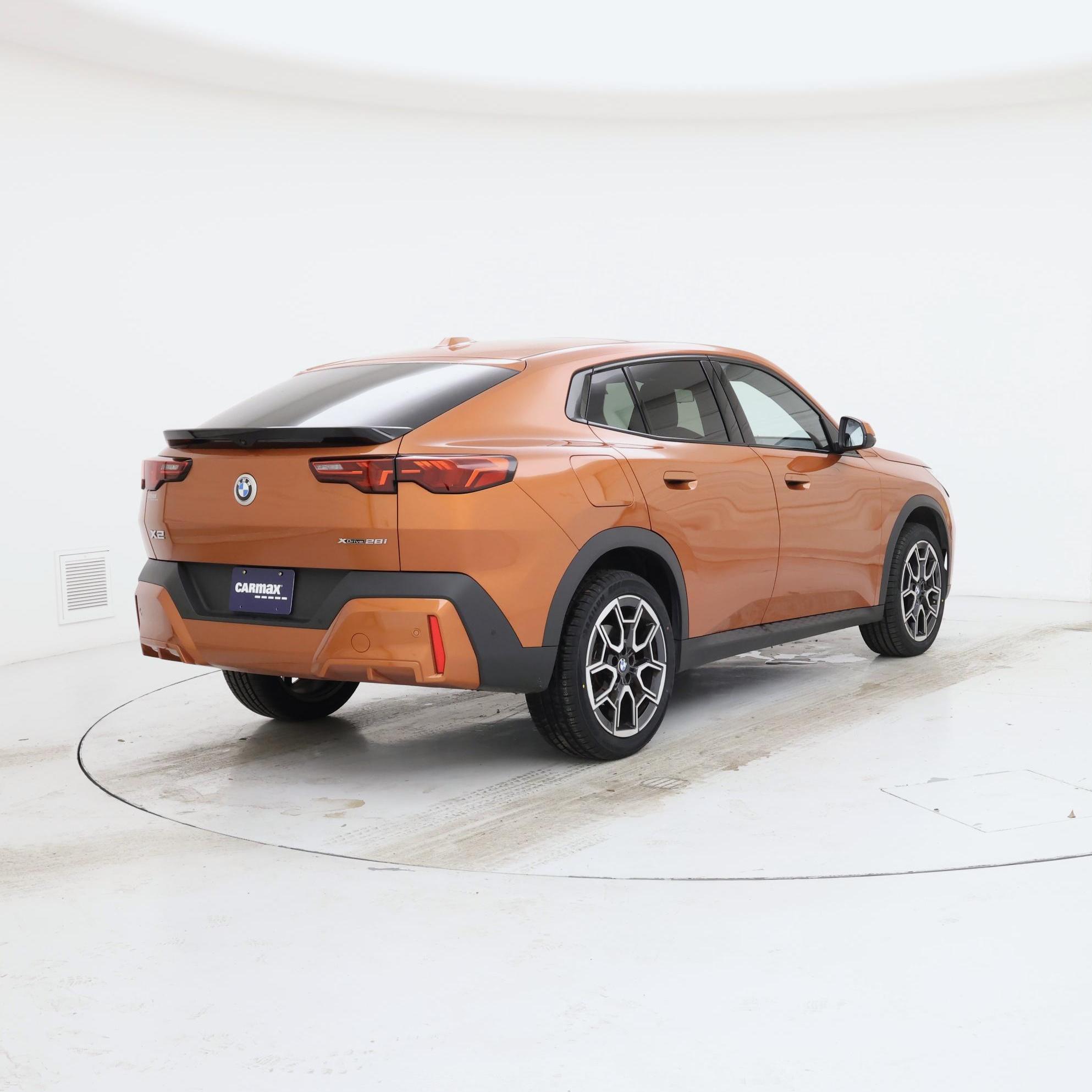 Thumbnail: 2025 BMW X2 - 8