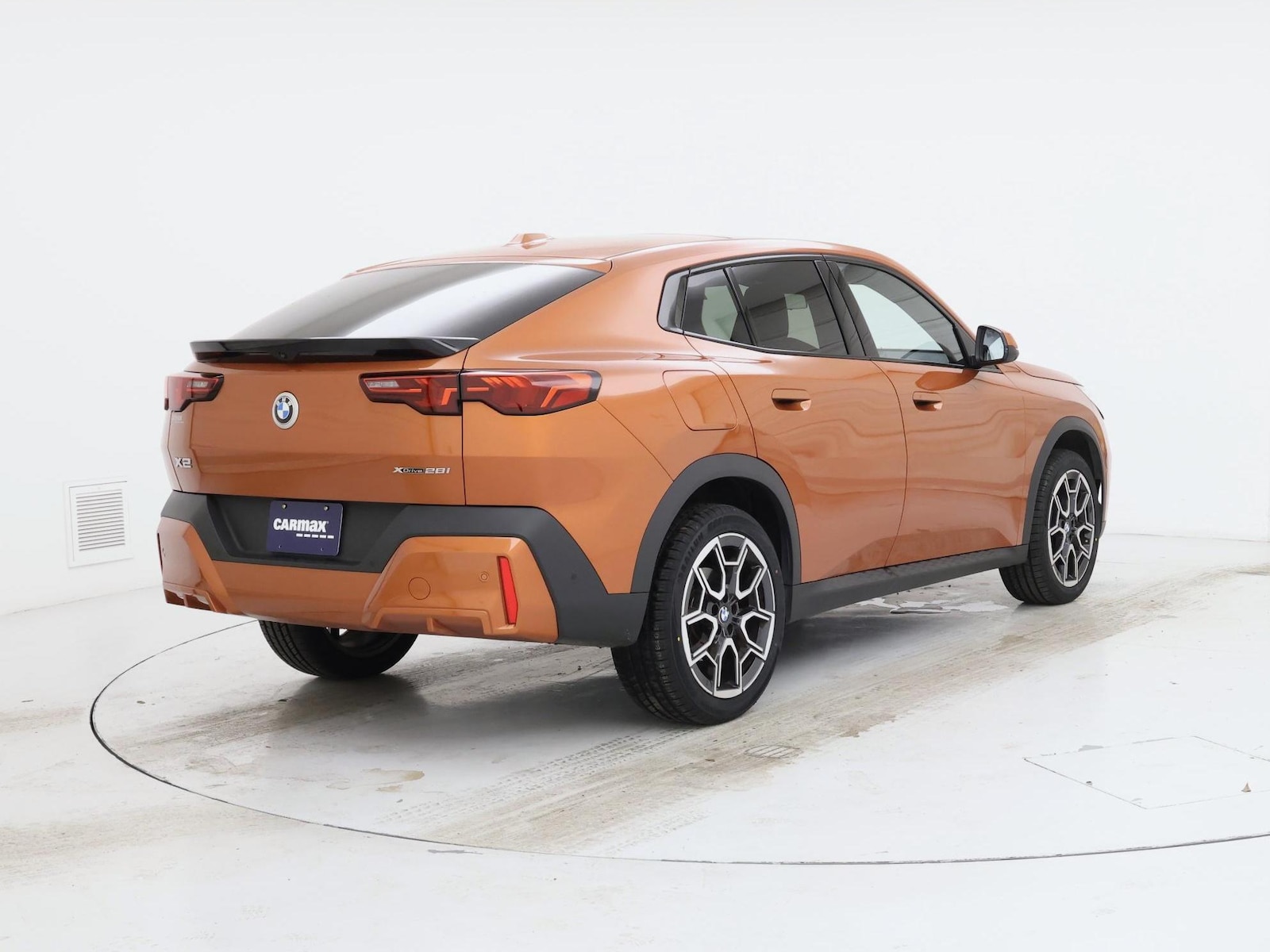 2025 BMW X2 28i - Photo 9
