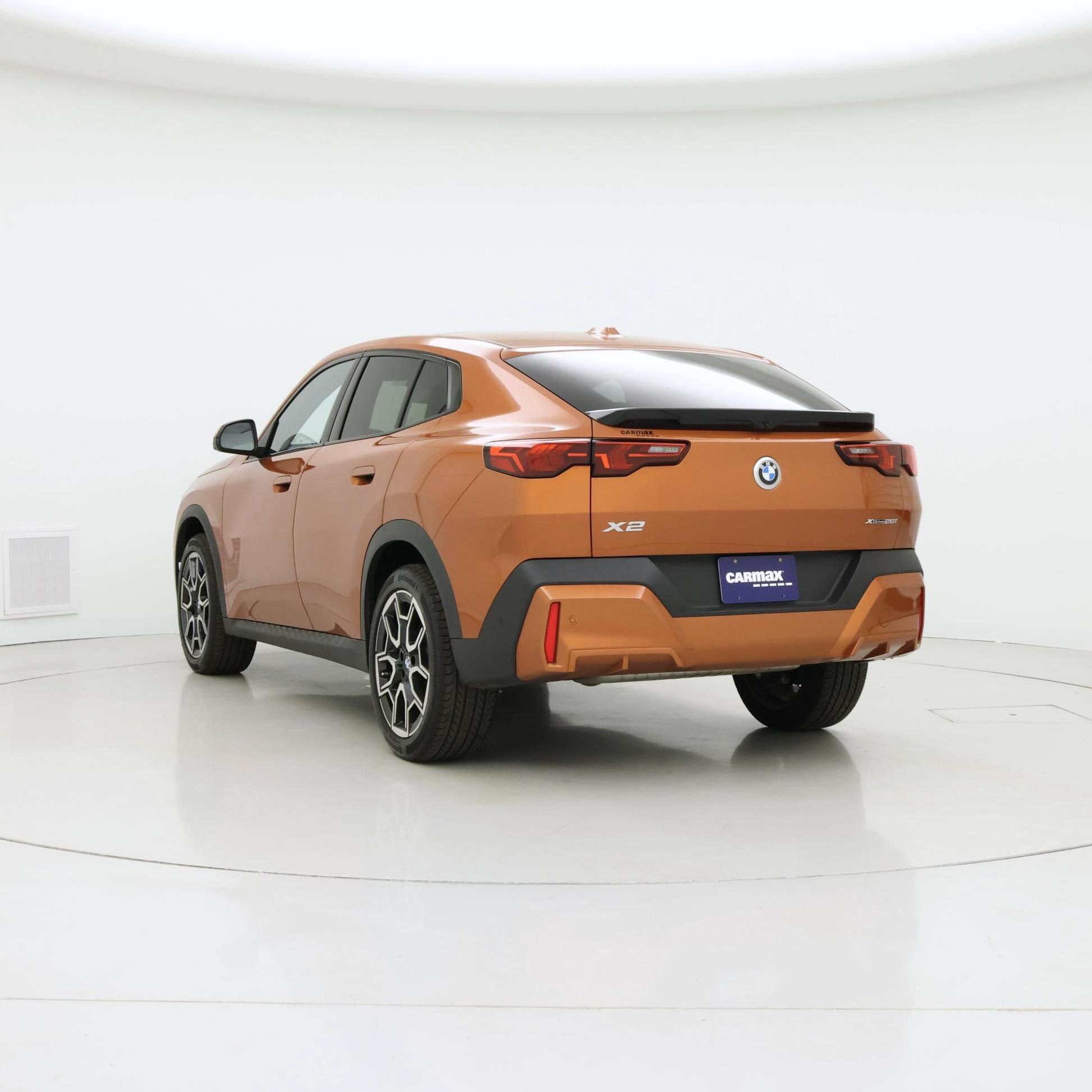 Thumbnail: 2025 BMW X2 - 2