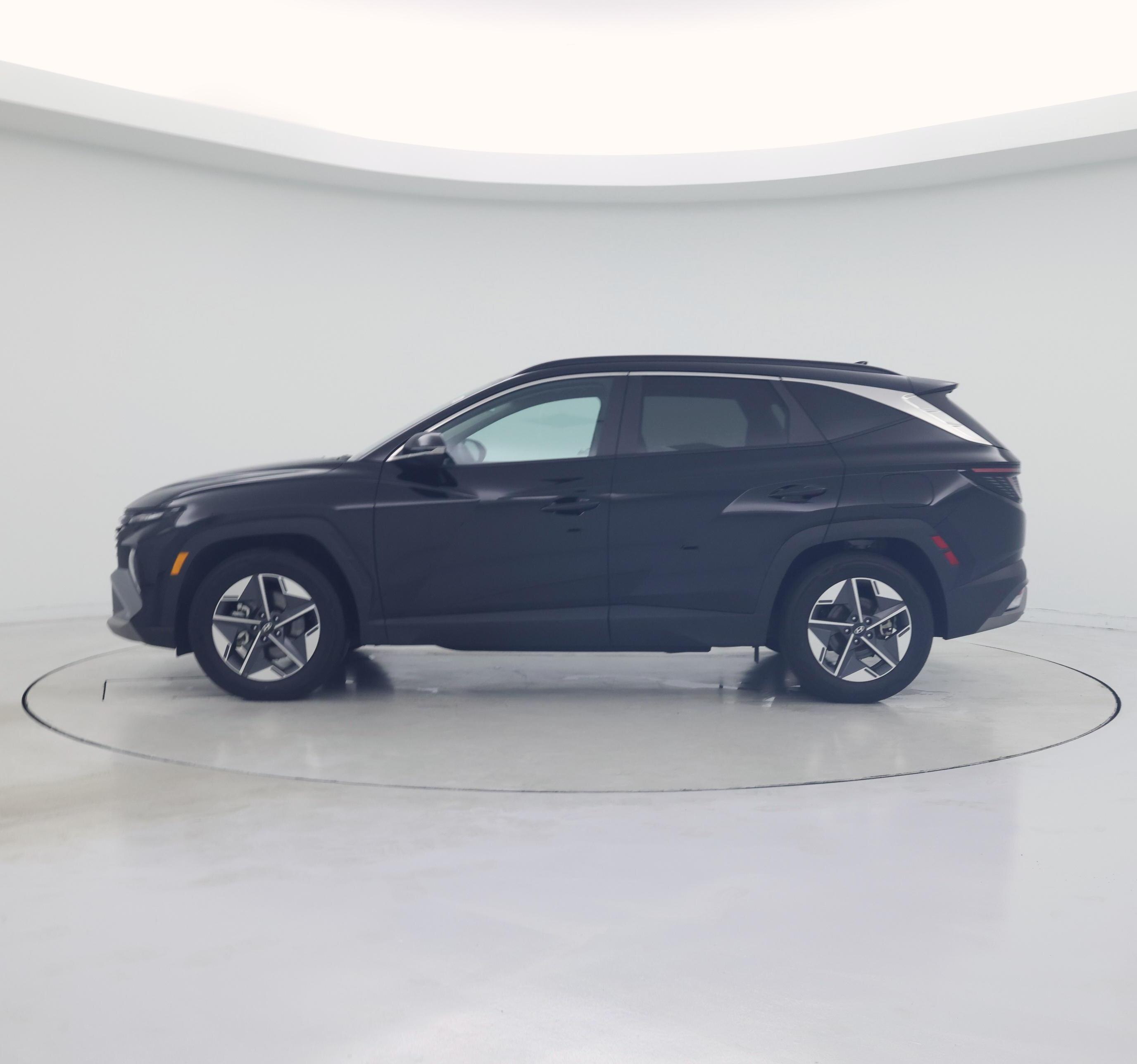 Thumbnail: 2025 Hyundai Tucson - 3