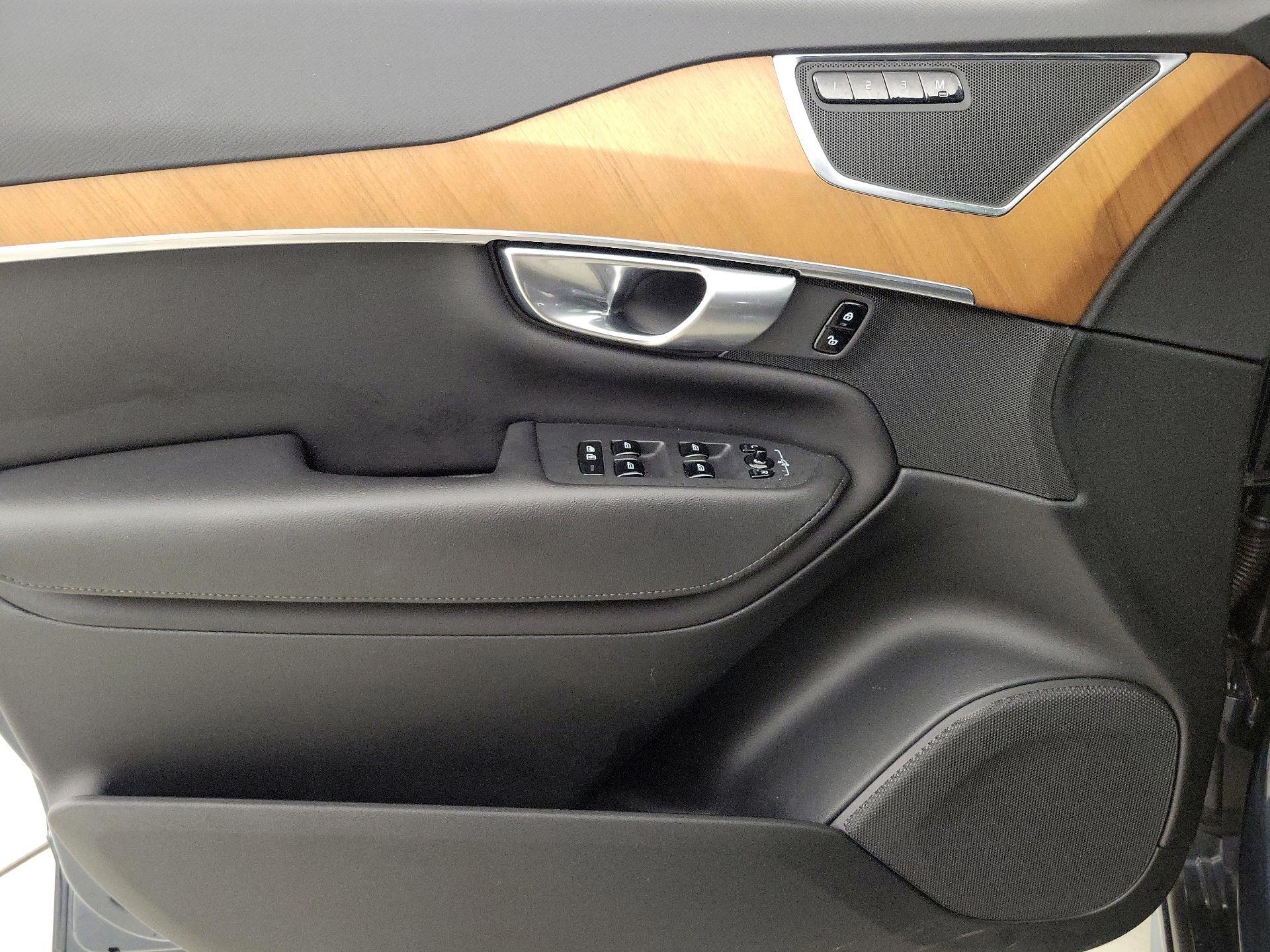 Thumbnail: 2023 Volvo XC90 - 12