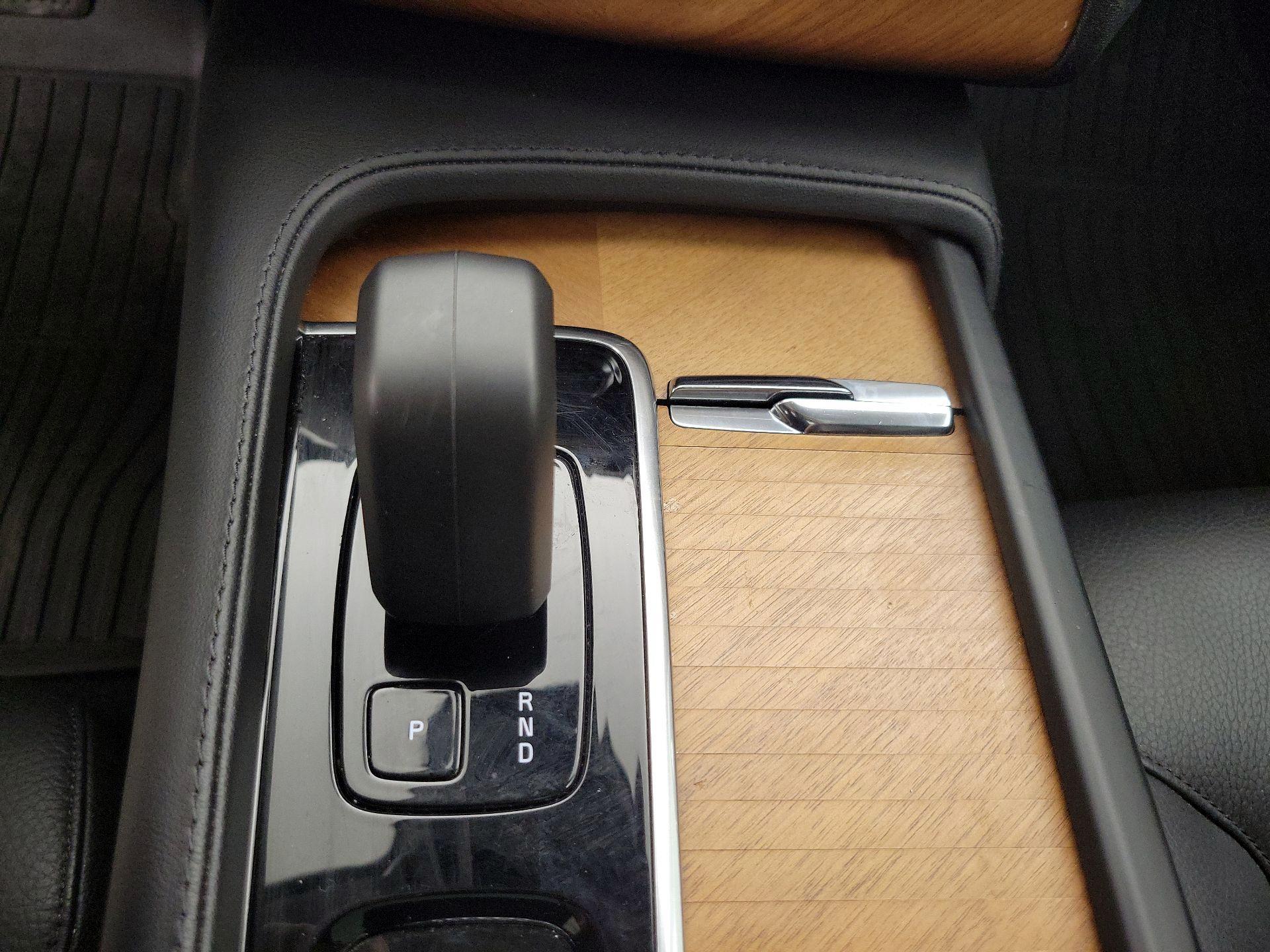 Thumbnail: 2023 Volvo XC90 - 18