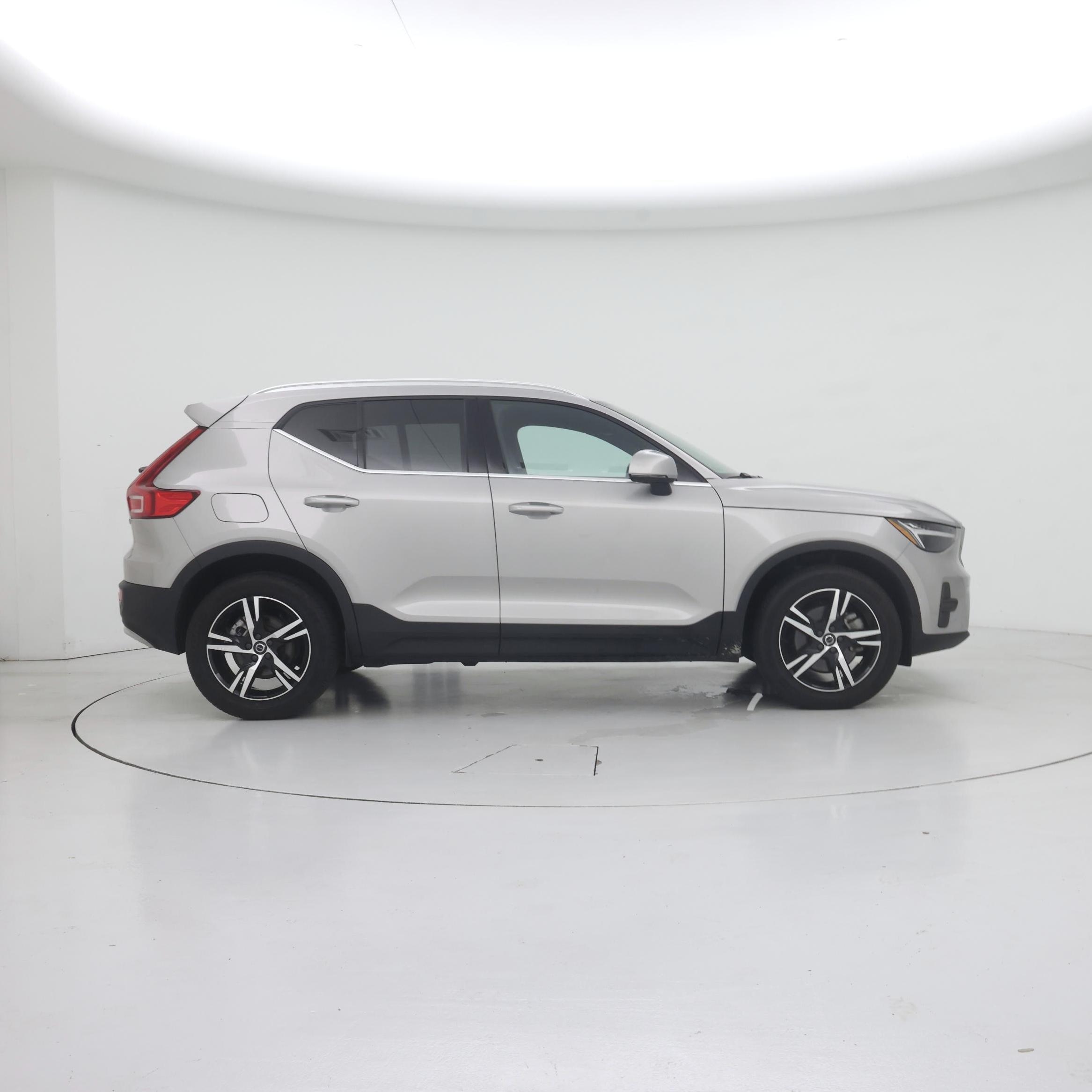 Thumbnail: 2024 Volvo XC40 - 7