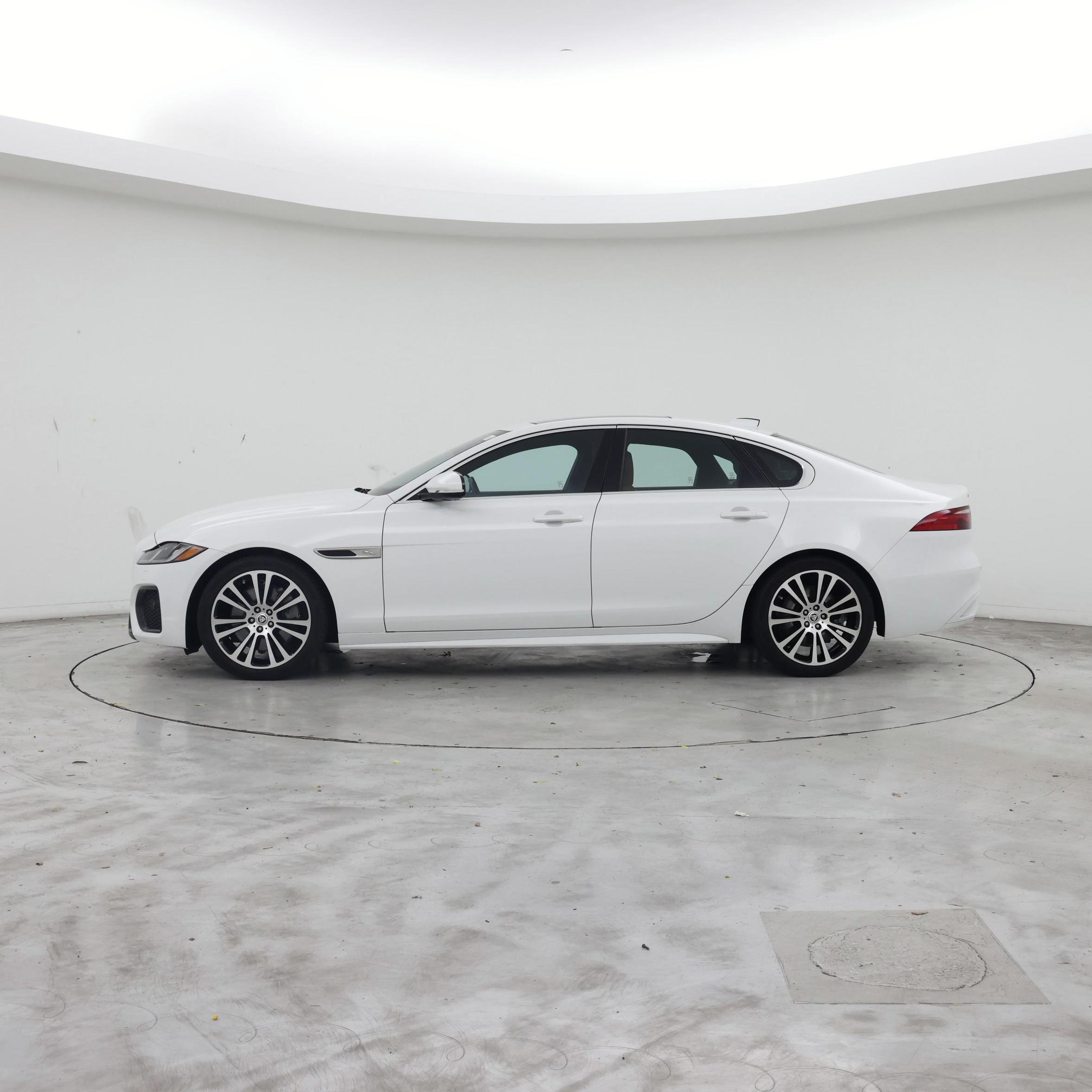 Thumbnail: 2024 Jaguar XF - 3