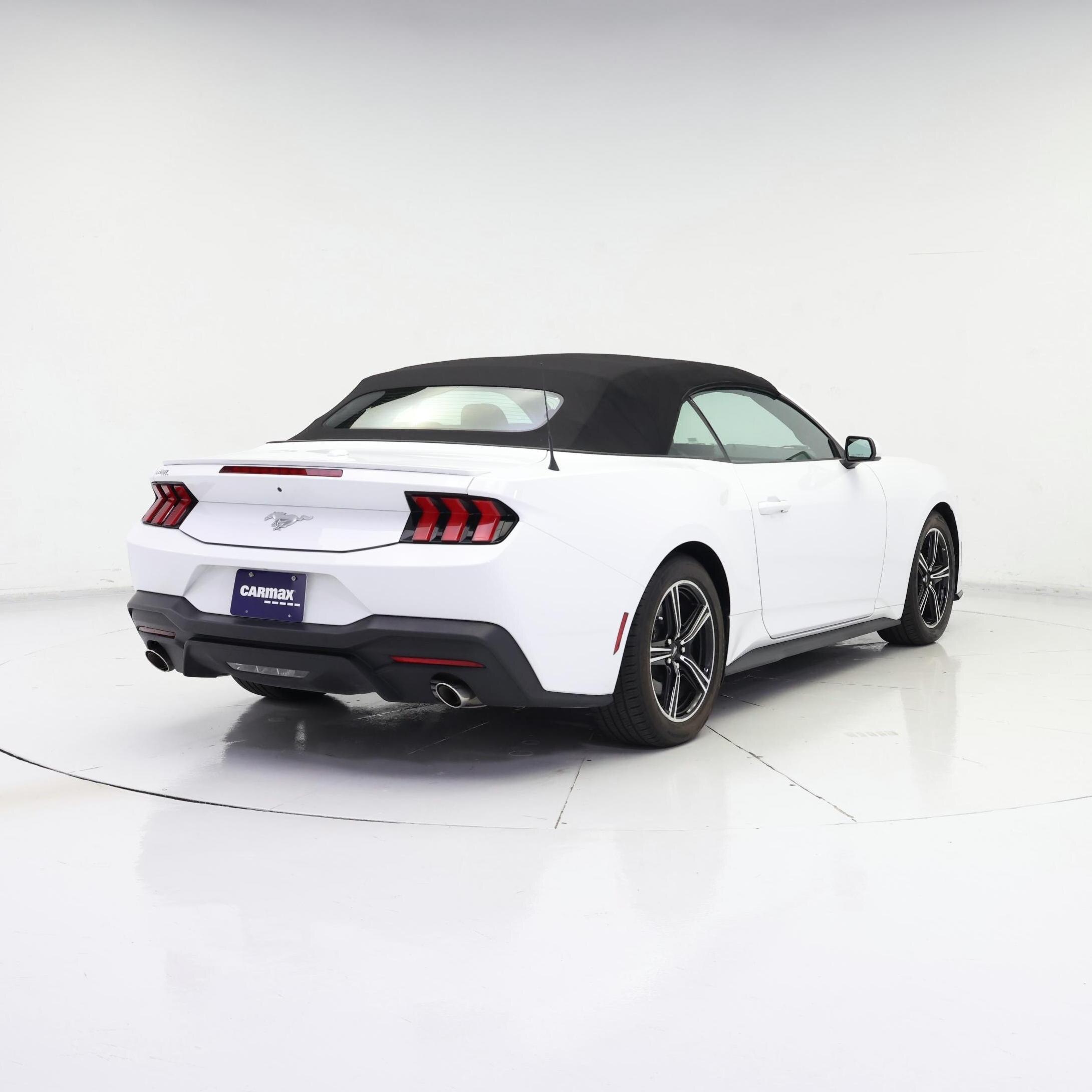 Thumbnail: 2025 Ford Mustang - 8