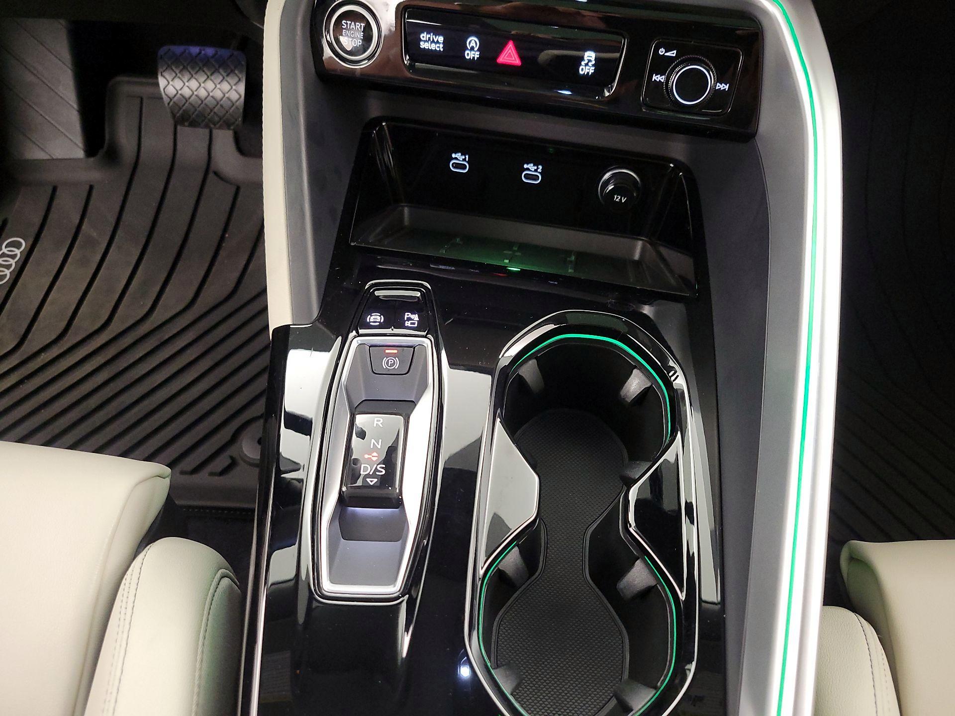 Thumbnail: 2025 Audi Q5 - 17