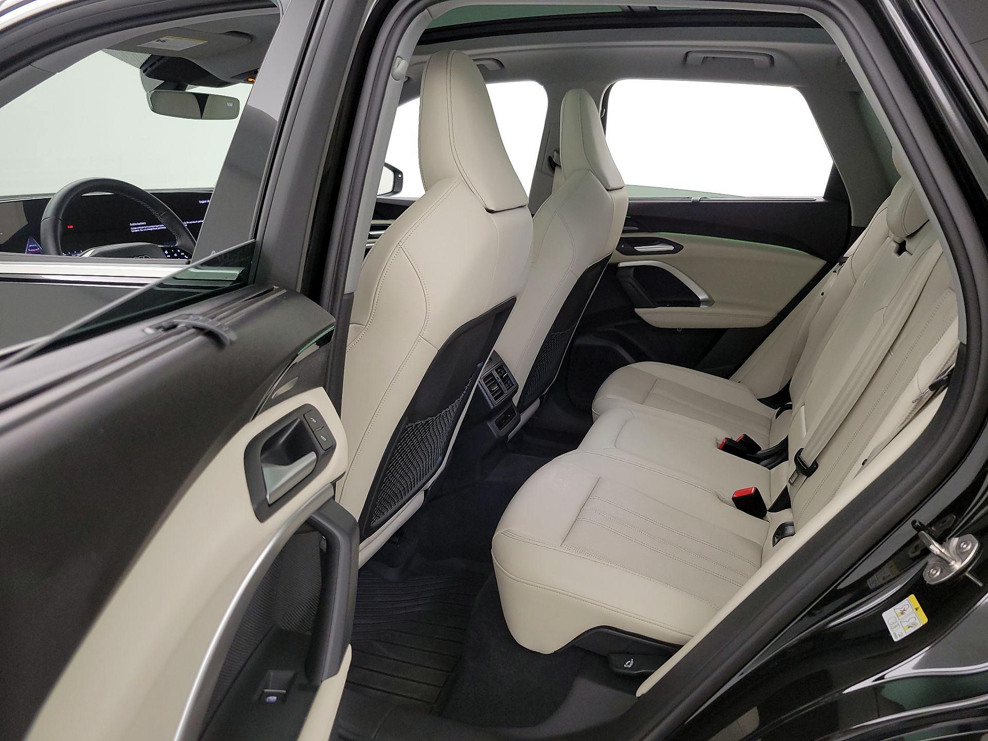 Thumbnail: 2025 Audi Q5 - 20