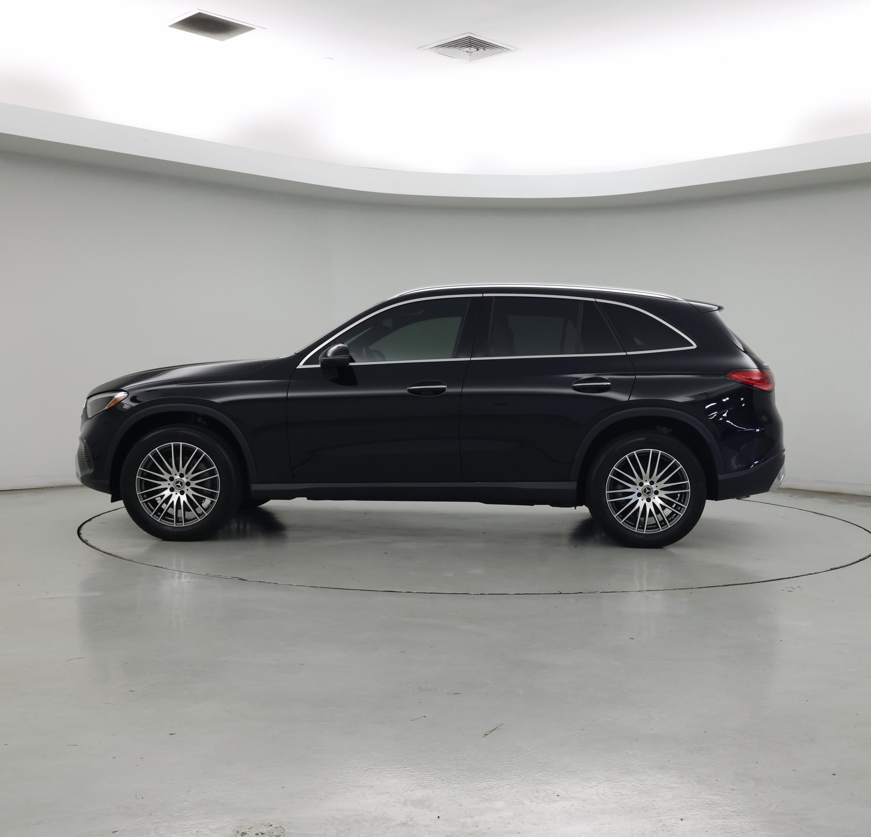 Thumbnail: 2024 Mercedes-Benz GLC - 3