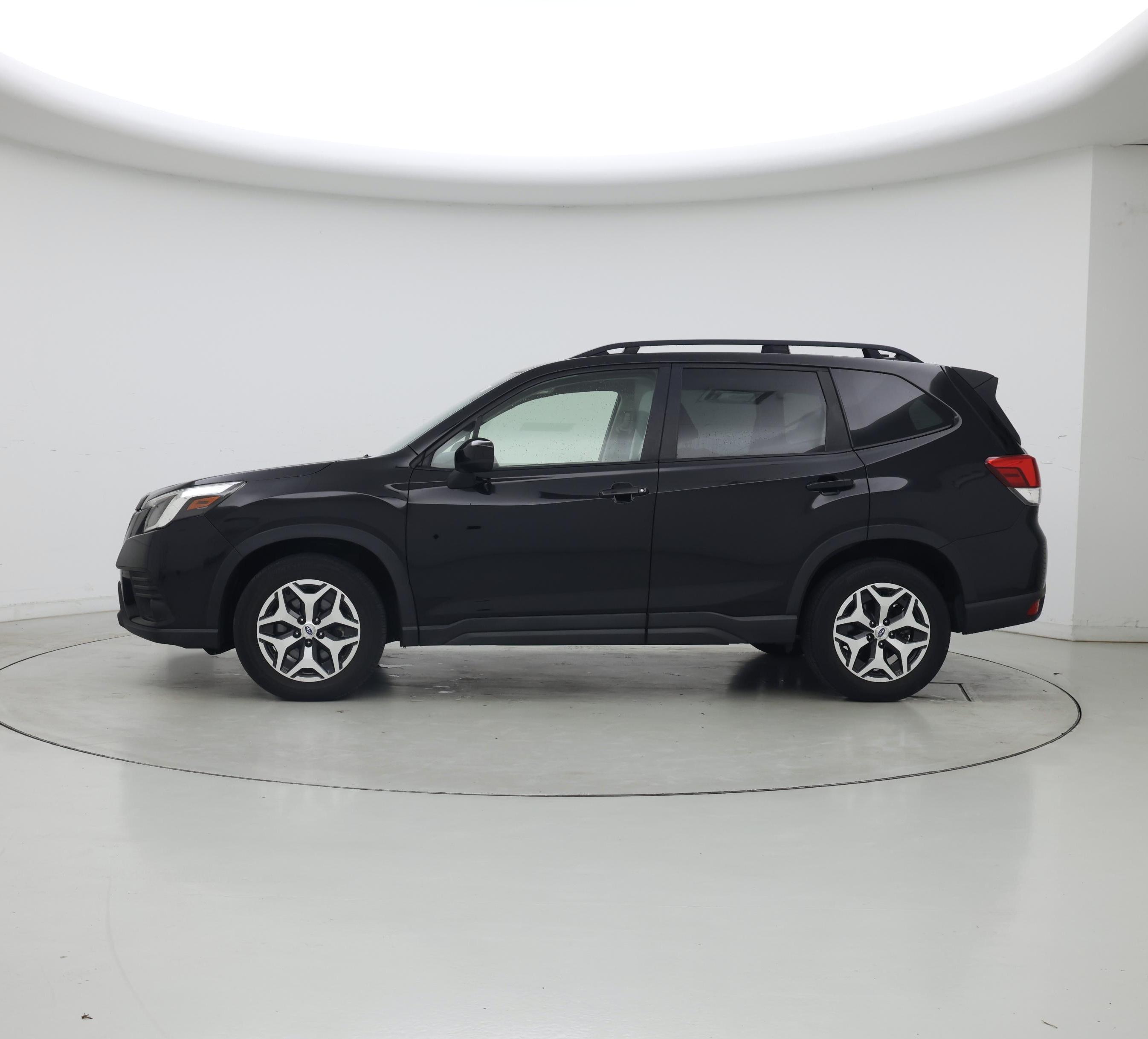 Thumbnail: 2022 Subaru Forester - 3