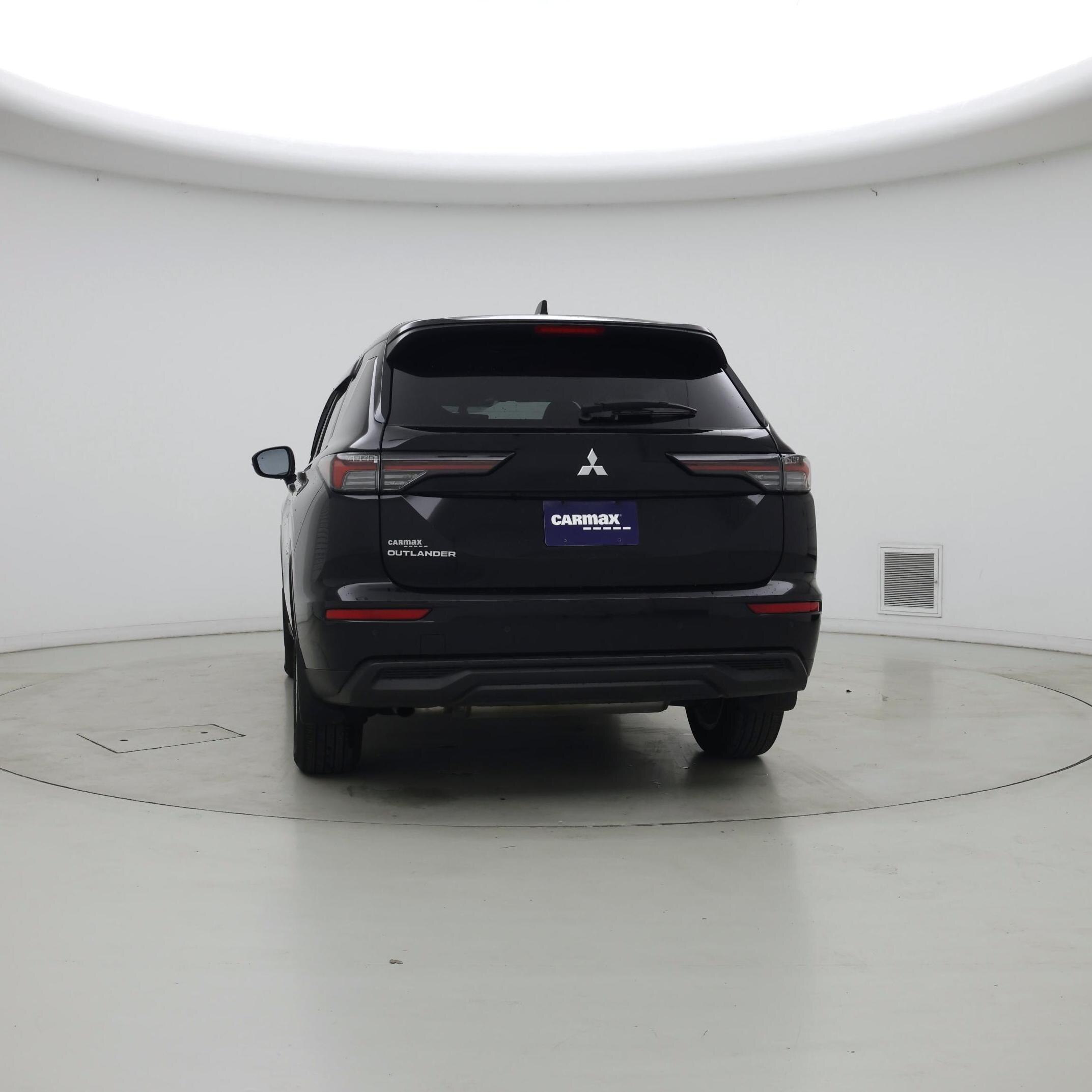 Thumbnail: 2025 Mitsubishi Outlander - 6