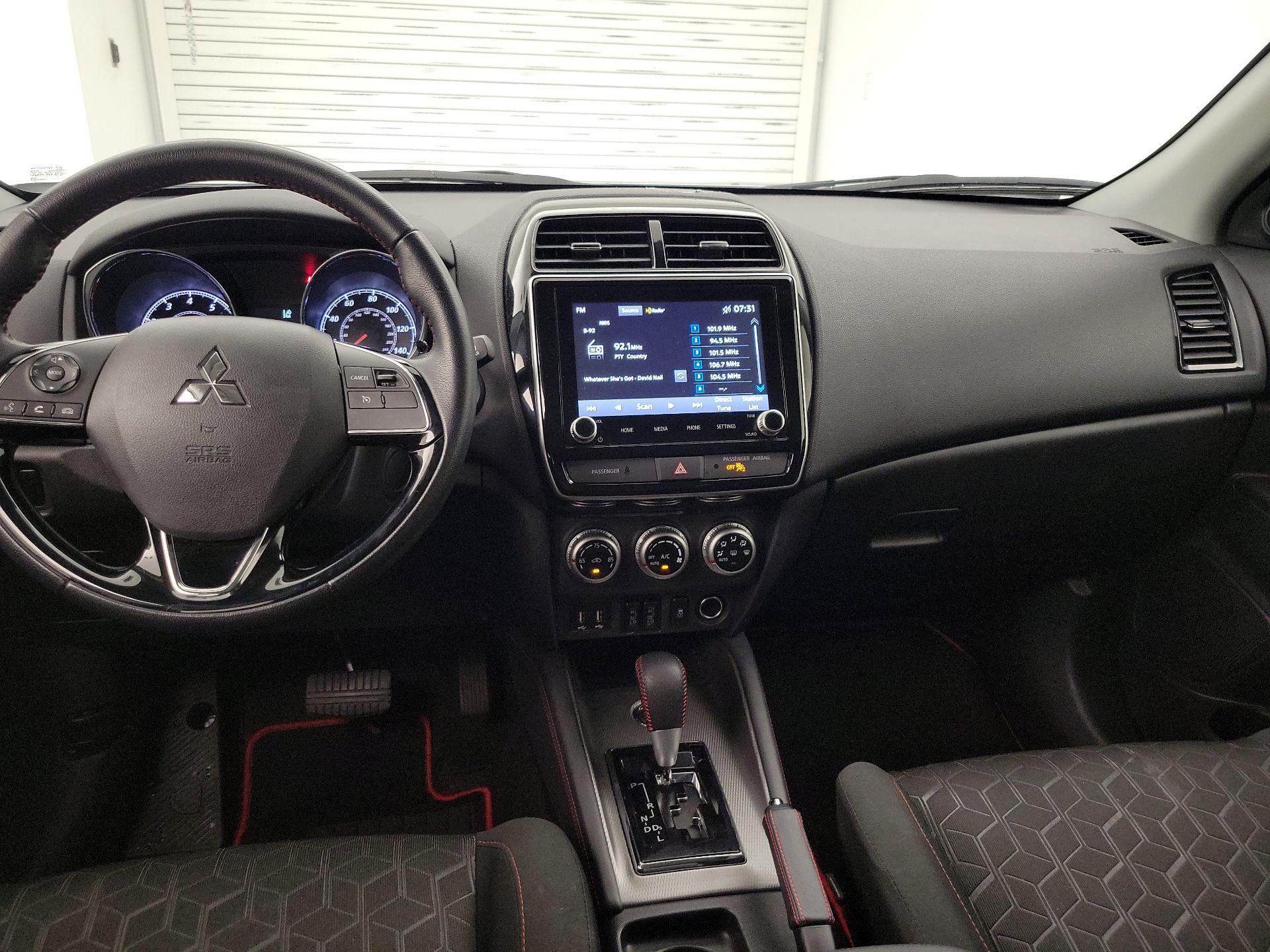 Thumbnail: 2024 Mitsubishi Outlander Sport - 9