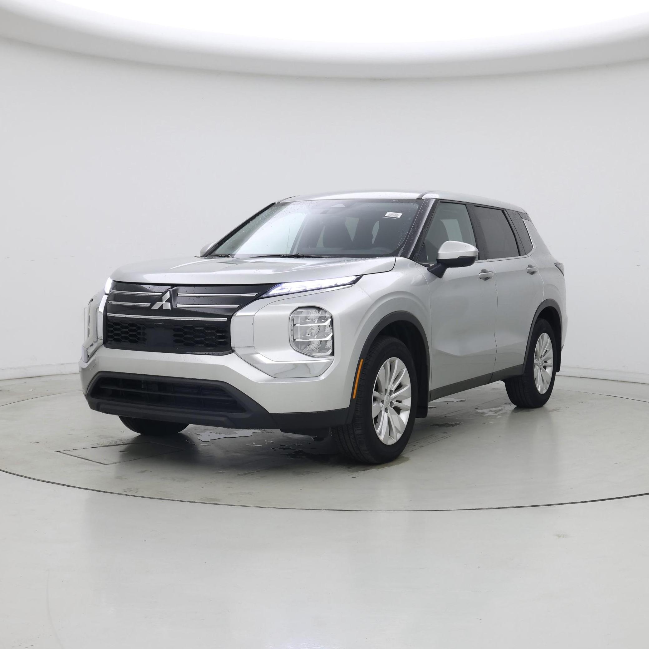 Thumbnail: 2025 Mitsubishi Outlander - 4
