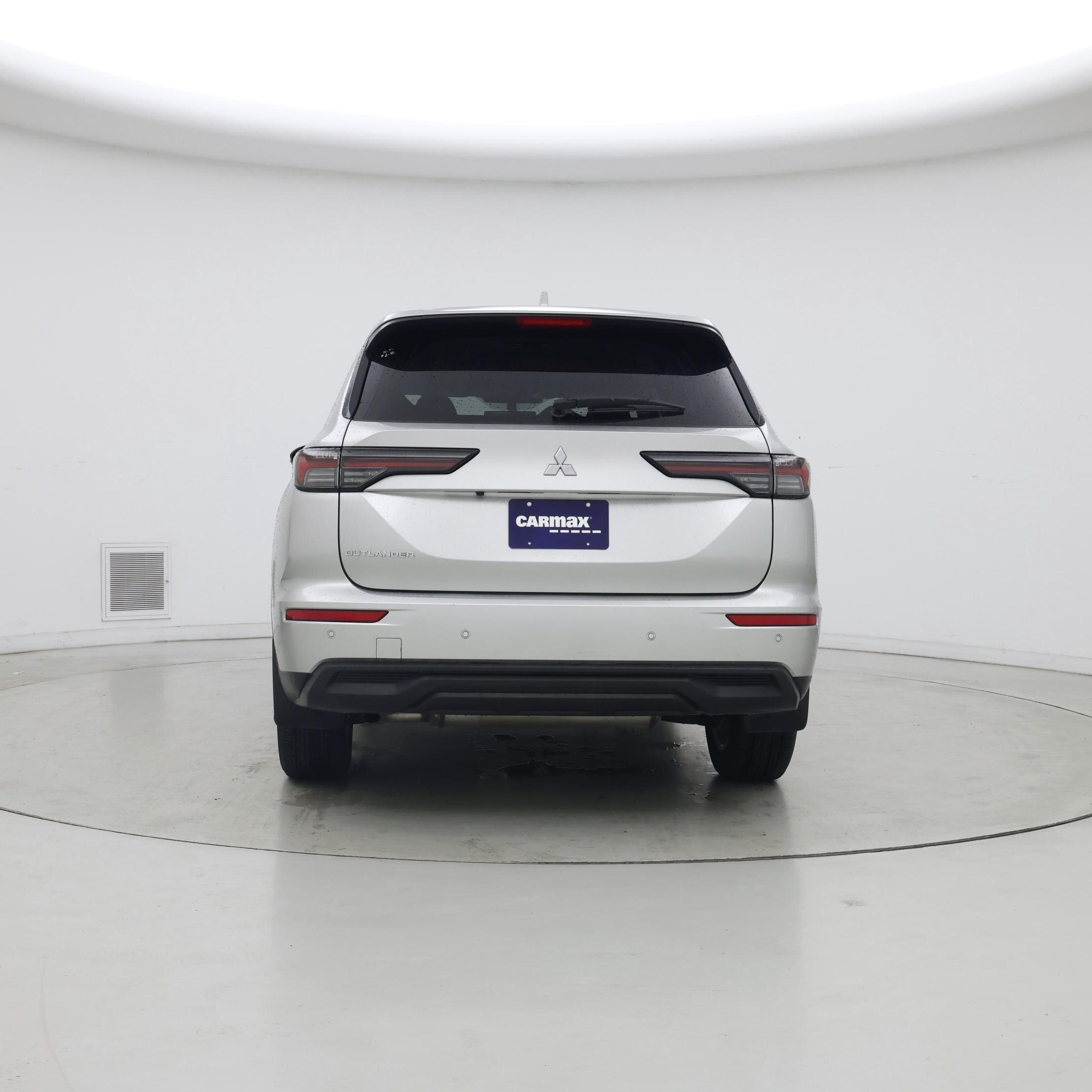 Thumbnail: 2025 Mitsubishi Outlander - 6