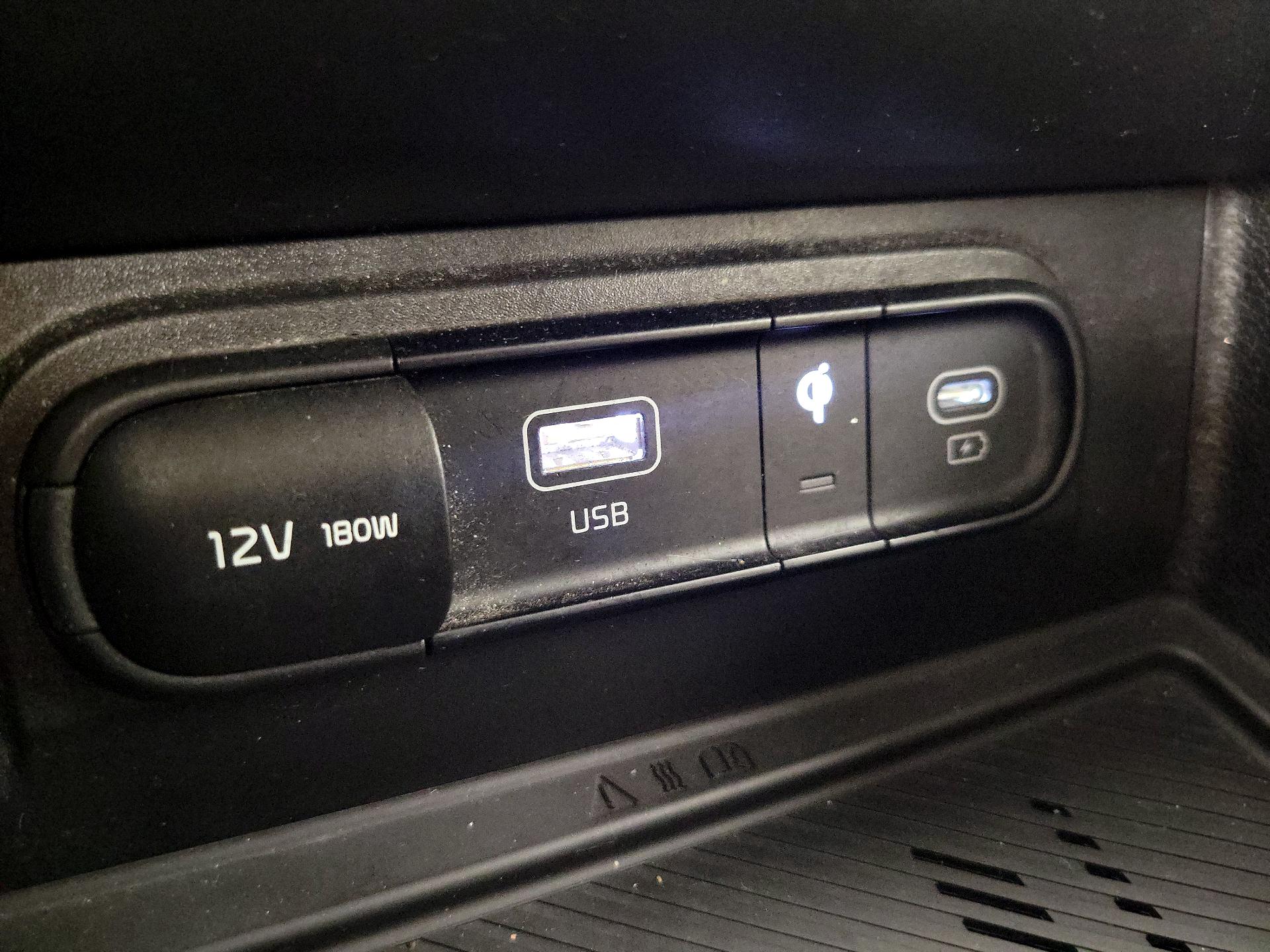 Thumbnail: 2023 Kia Sportage - 19