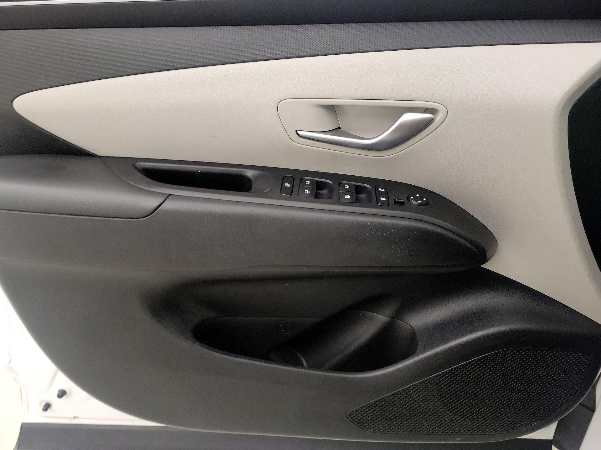 Thumbnail: 2023 Hyundai Tucson - 12