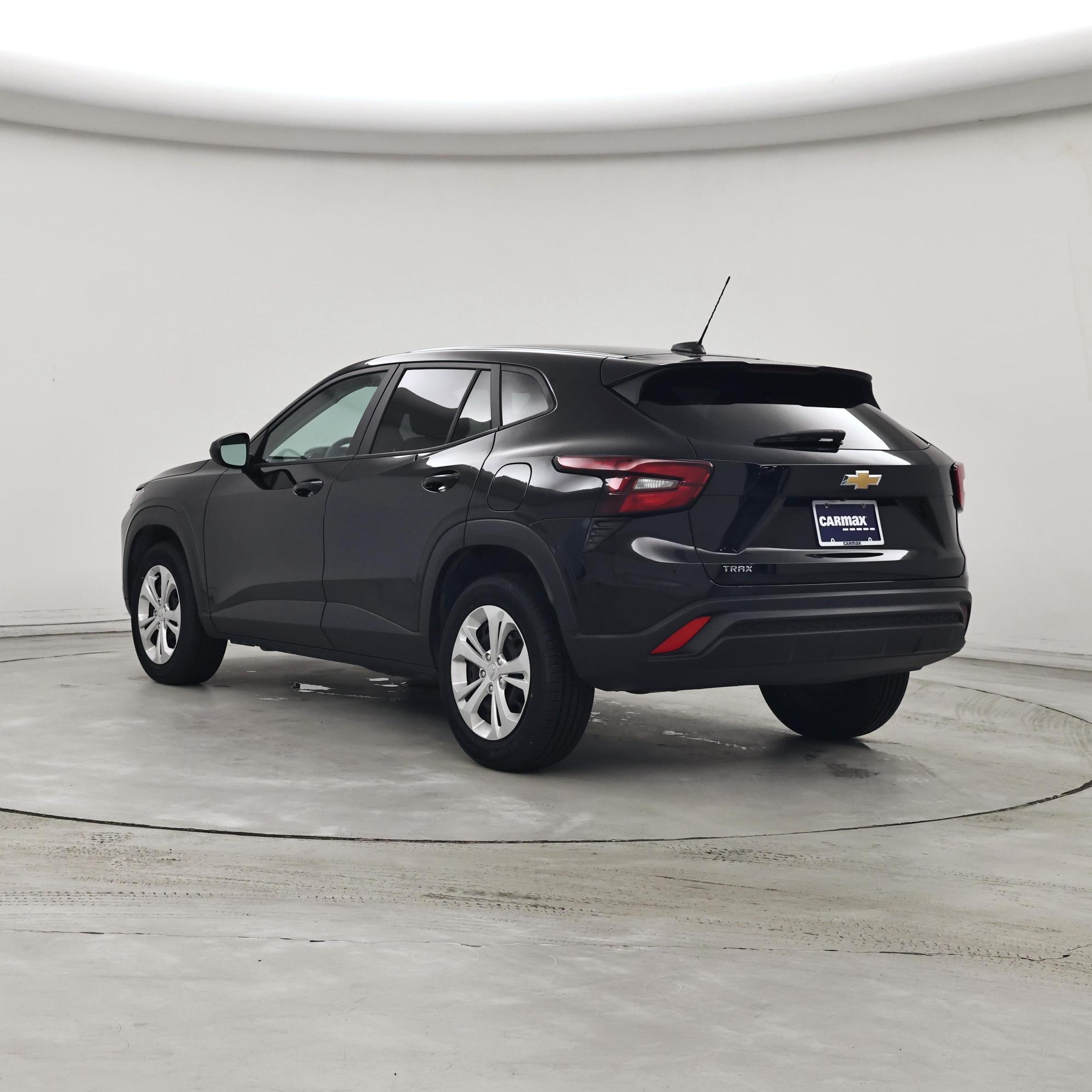 Thumbnail: 2025 Chevrolet Trax - 2