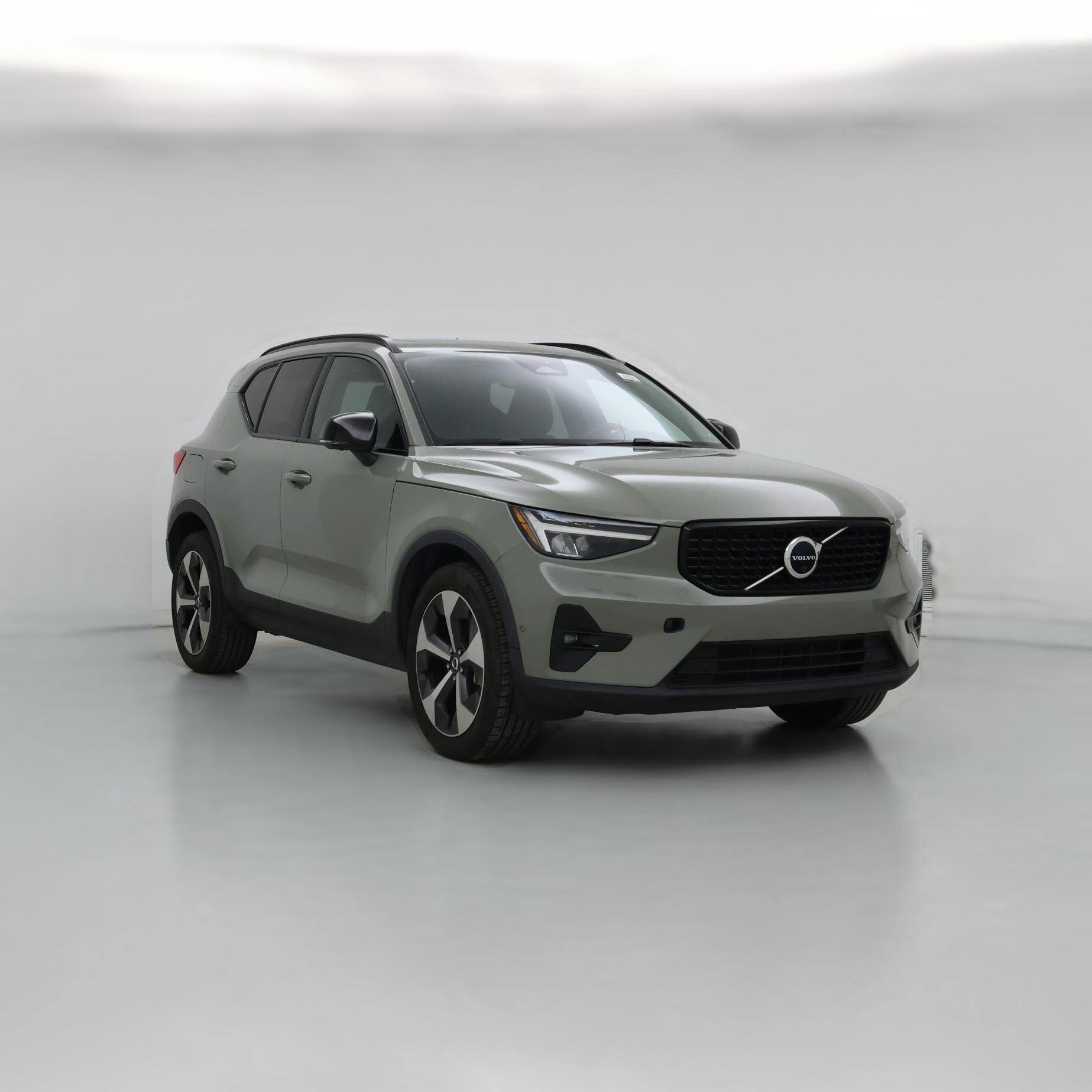 2023 Volvo XC40