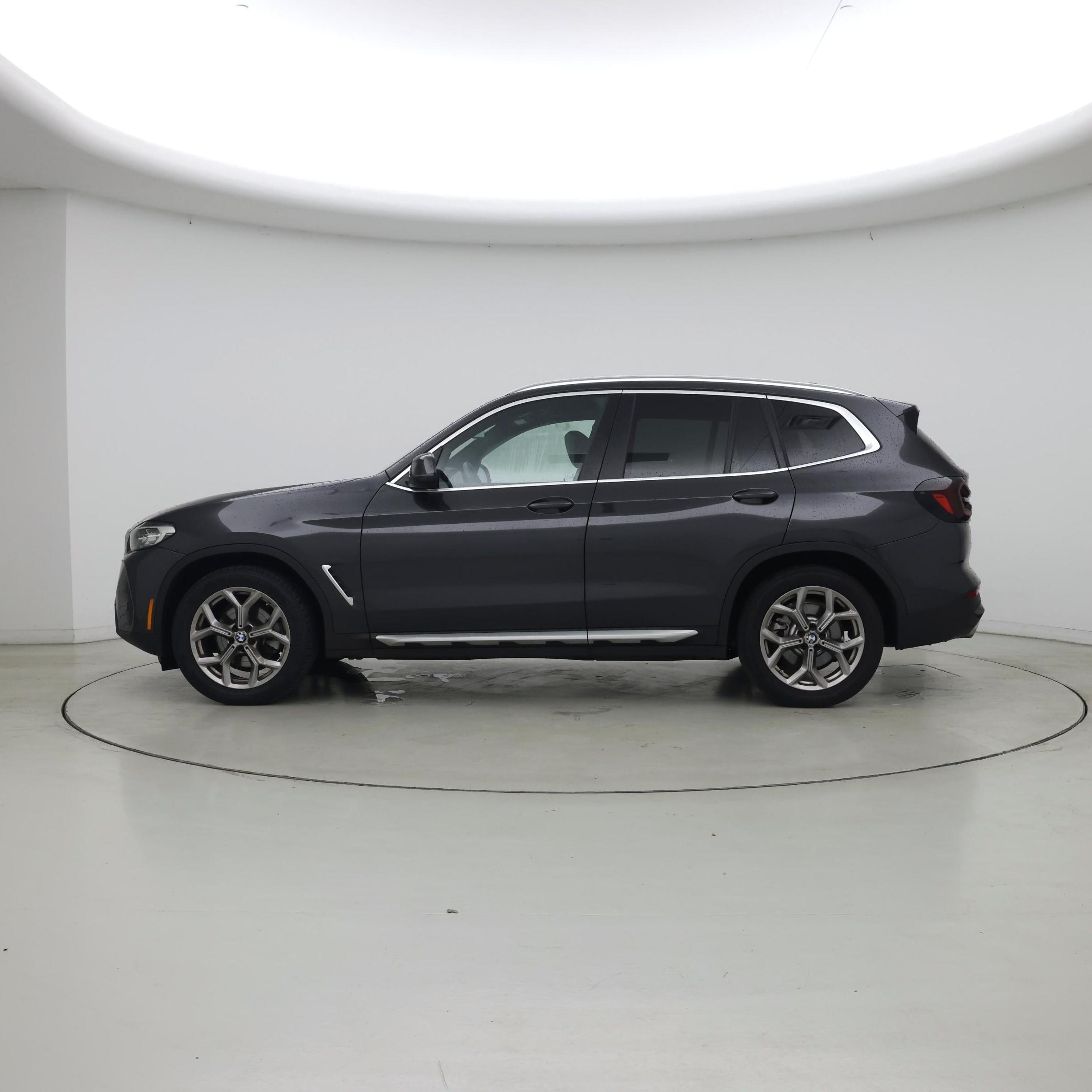 Thumbnail: 2022 BMW X3 - 3
