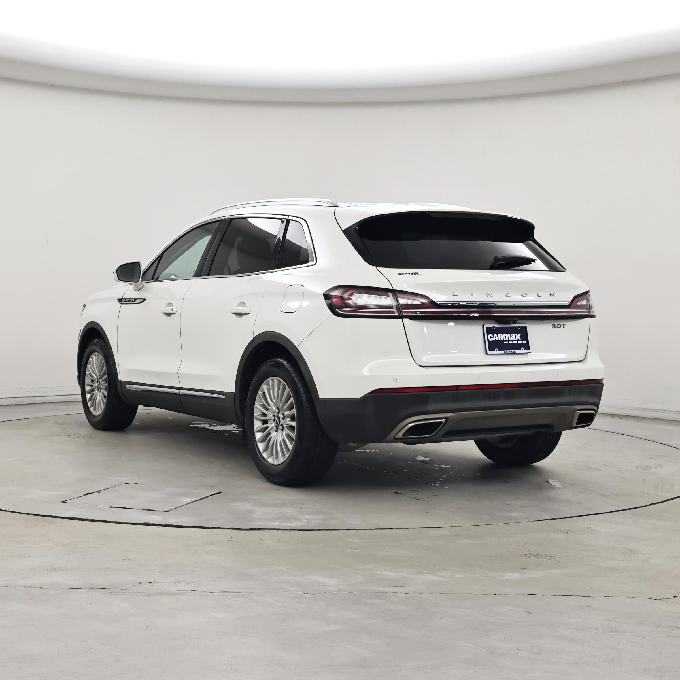 Thumbnail: 2020 Lincoln Nautilus - 2