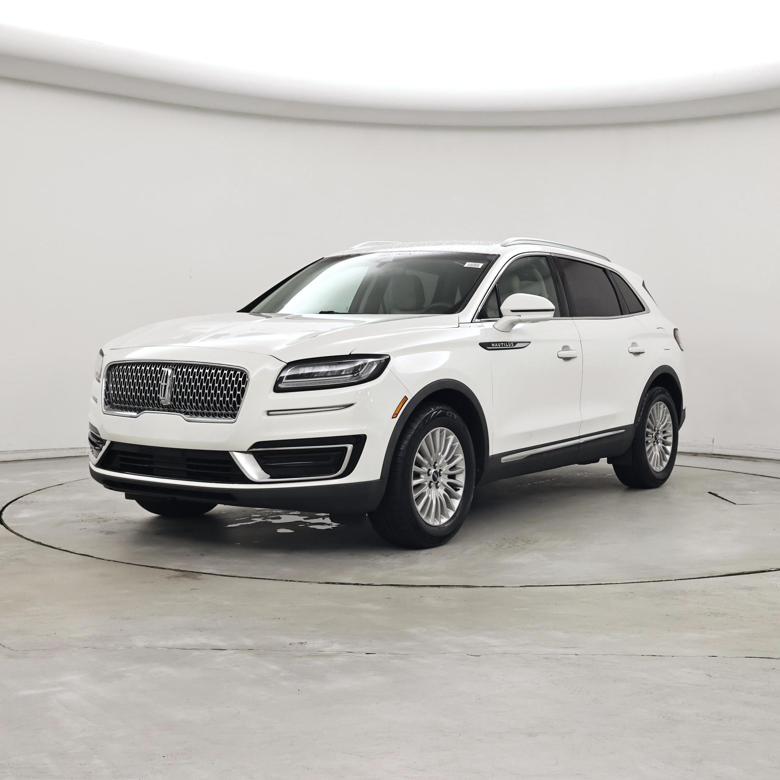 Thumbnail: 2020 Lincoln Nautilus - 4