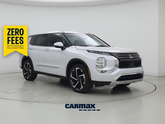 White 2022 Mitsubishi Outlander SUV / Crossover Front-Wheel Drive Automatic