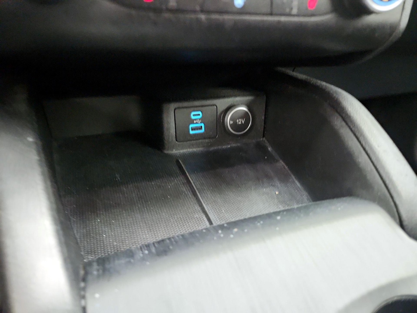 2020 Ford Escape SEL - Photo 19