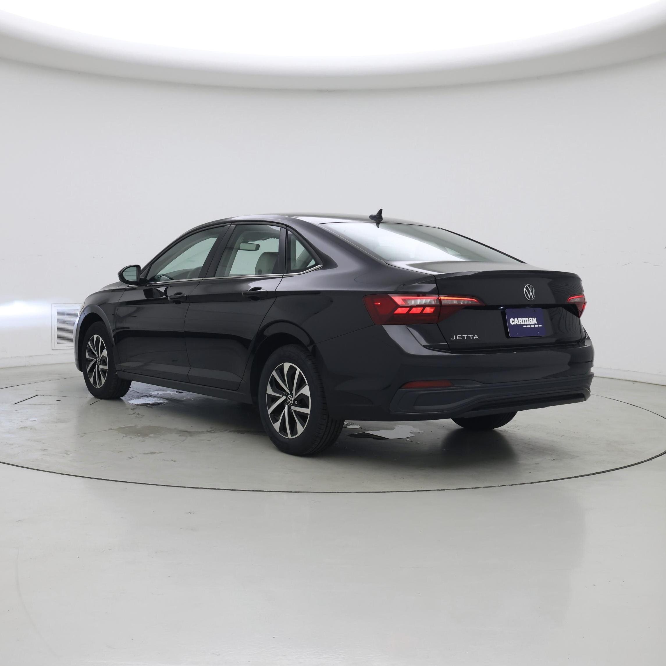Thumbnail: 2024 Volkswagen Jetta - 2