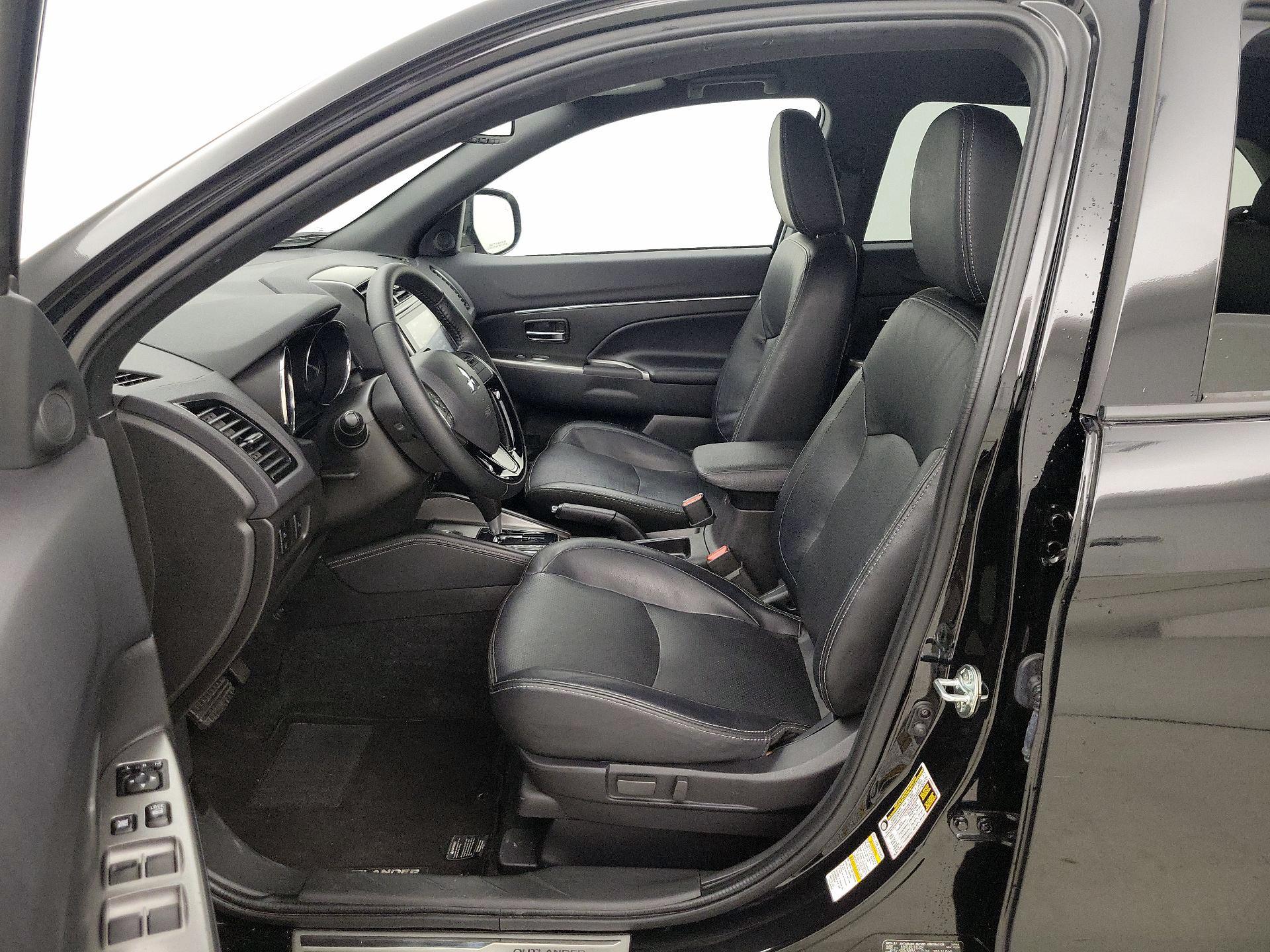 Thumbnail: 2024 Mitsubishi Outlander Sport - 11