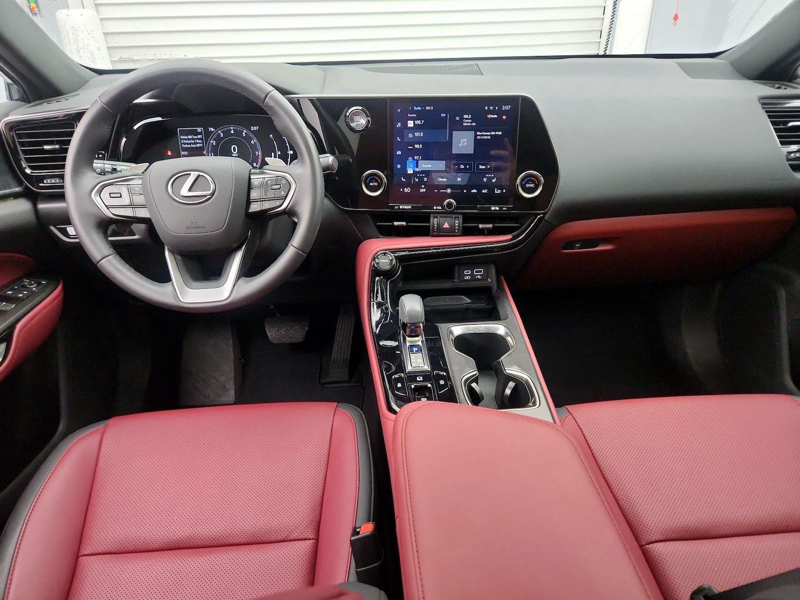 2024 Lexus NX 250 - Photo 10