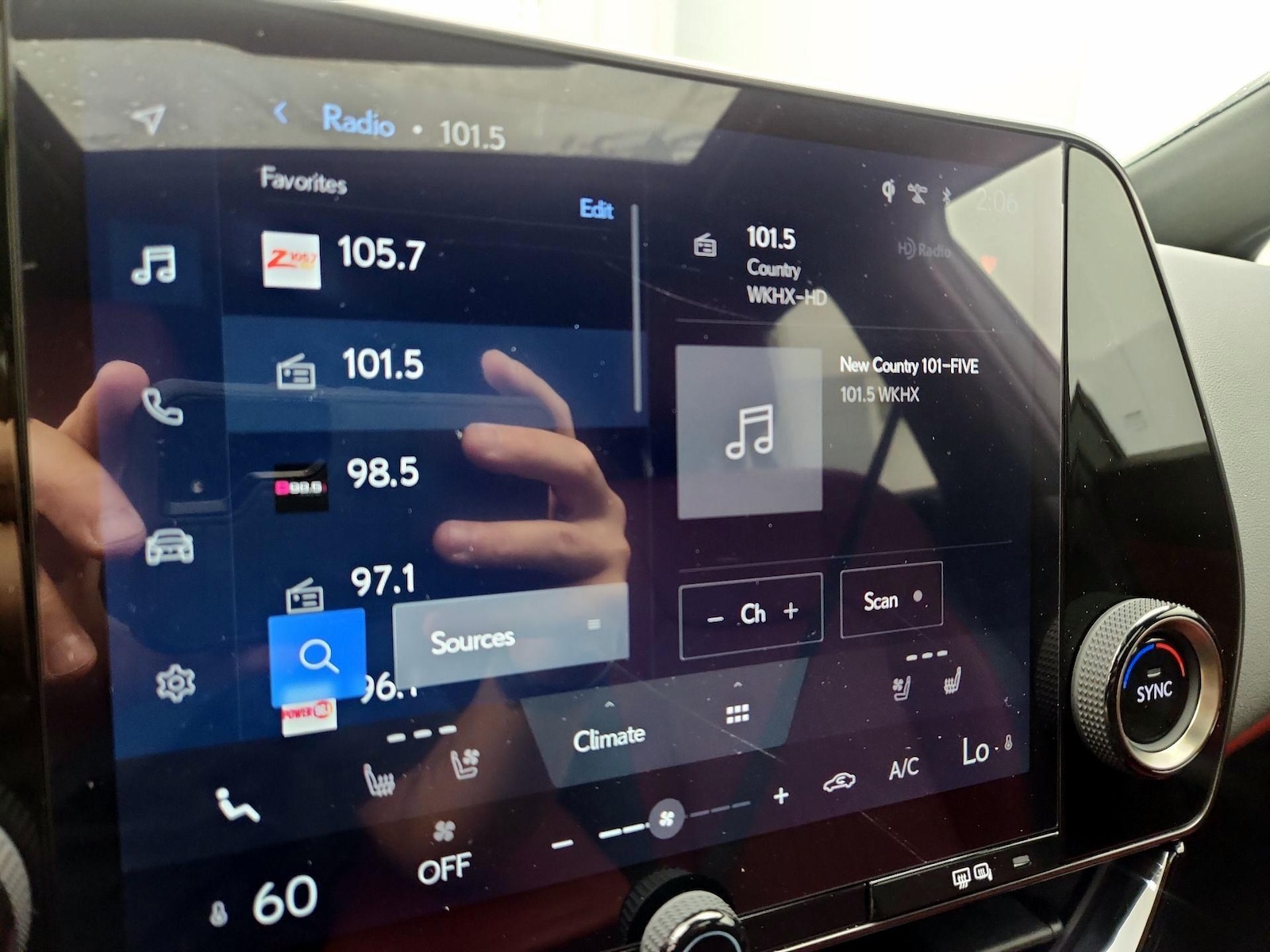 2024 Lexus NX 250 - Photo 16