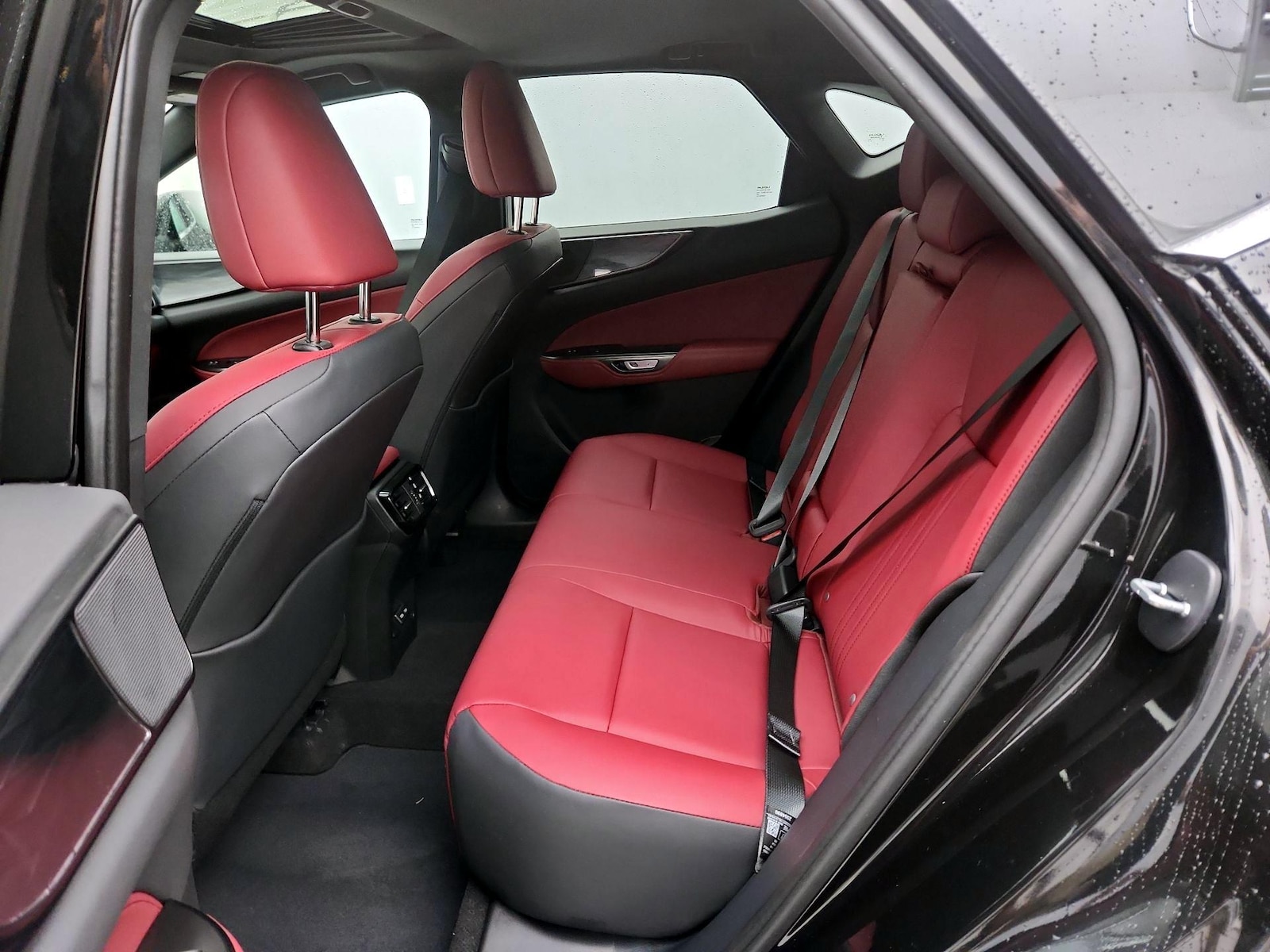 2024 Lexus NX 250 - Photo 21